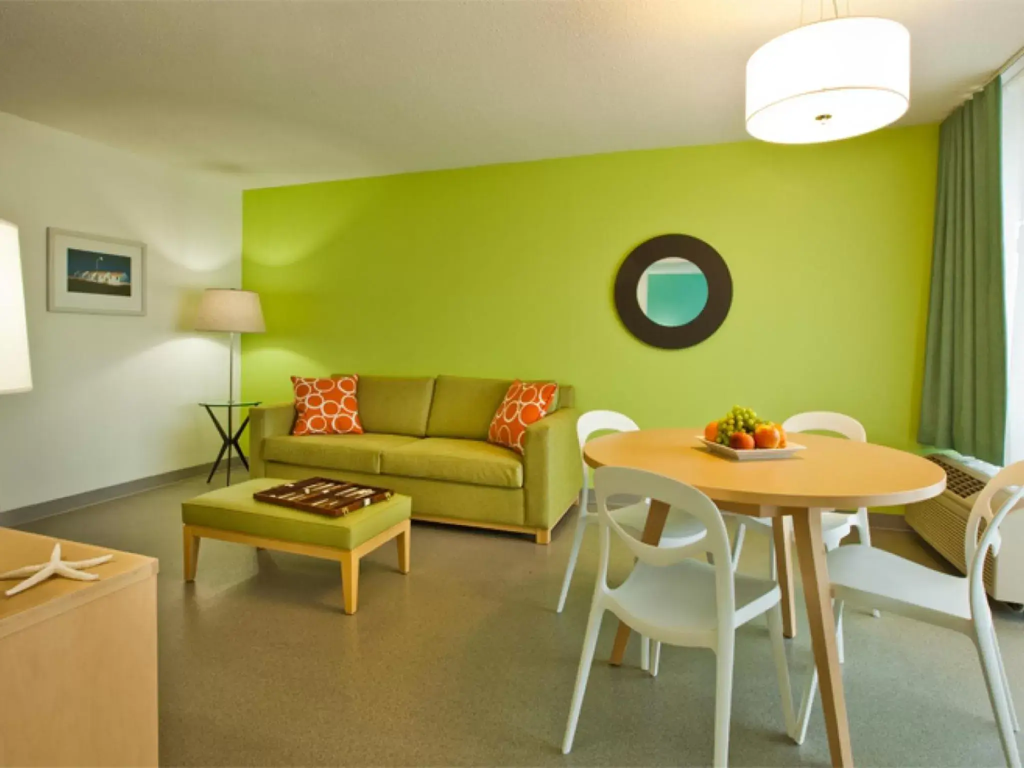 Bed, Seating Area in Harbor Hotel Provincetown