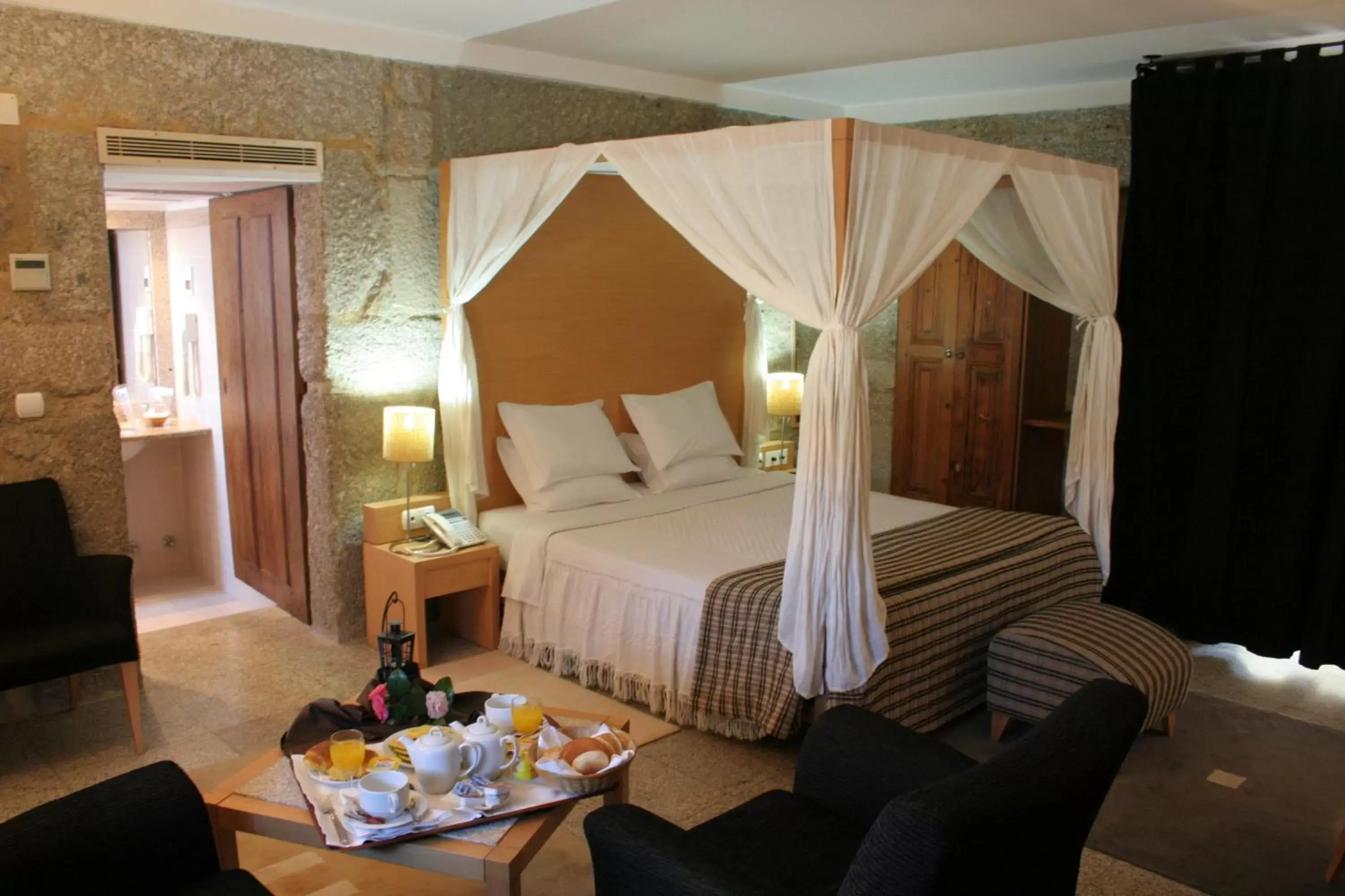 Photo of the whole room, Bed in Hotel Rural de Charme Maria da Fonte
