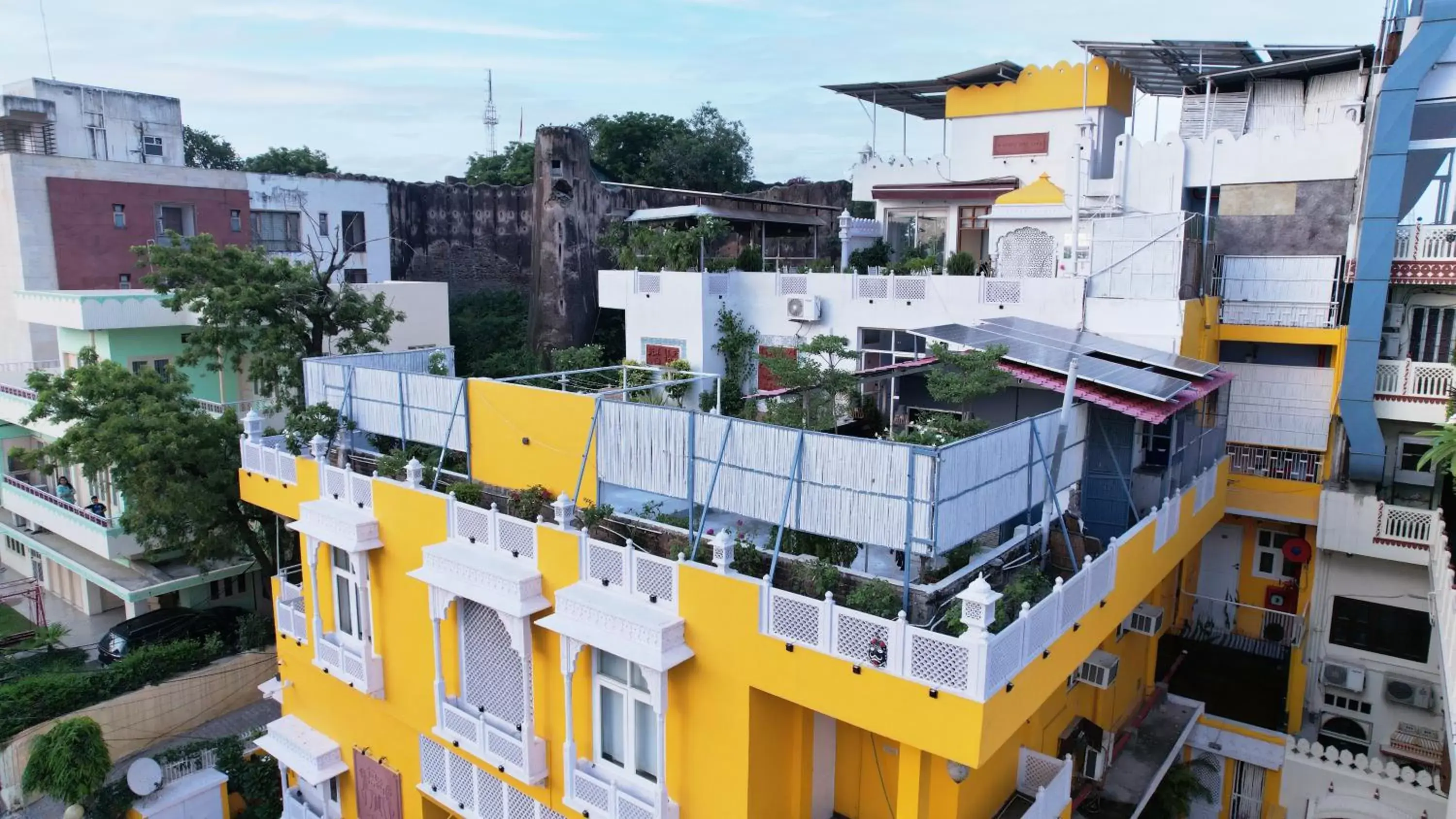 Property building in Chitra Katha - A Story Per Stay Property building in Chitra Katha - A Story Per Stay
