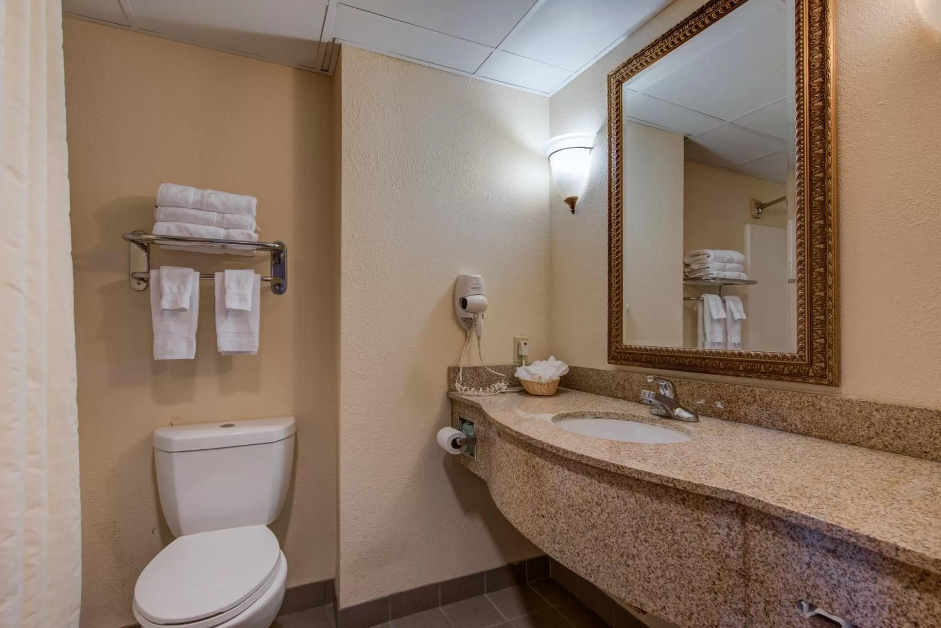 Bathroom in River Bend Inn - Pigeon Forge