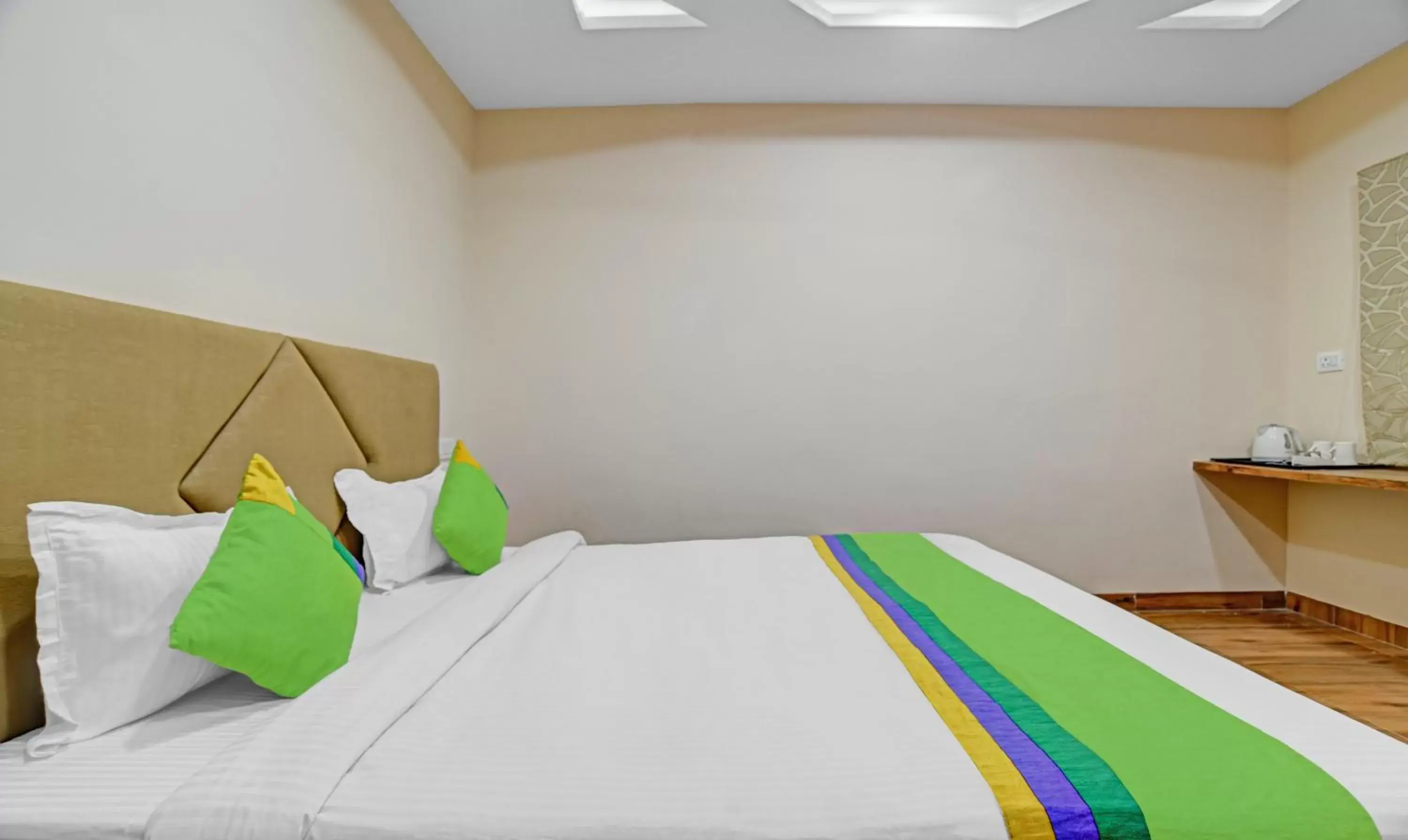 Bedroom, Bed in Treebo Nirvana Elite Bedroom, Bed in Treebo Nirvana Elite