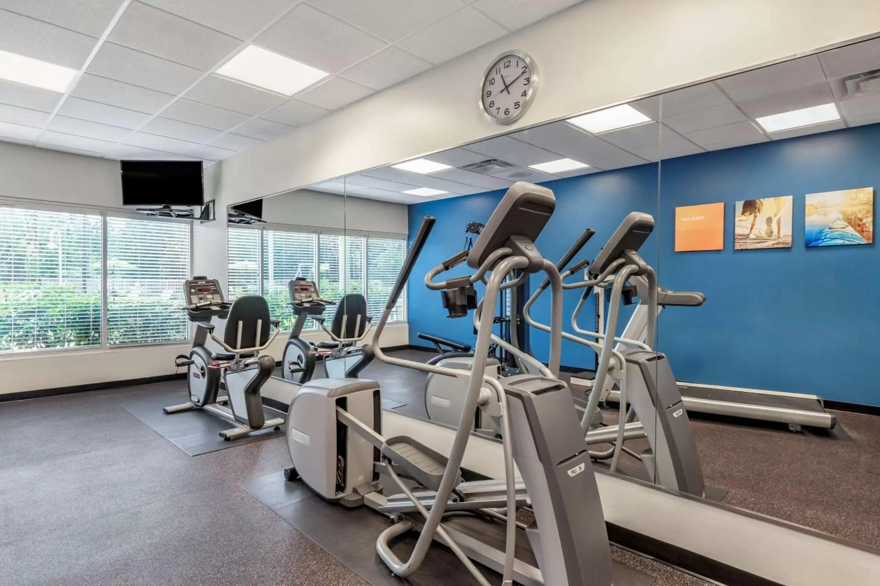 Fitness centre/facilities, Fitness Center/Facilities in Comfort Suites Maingate East