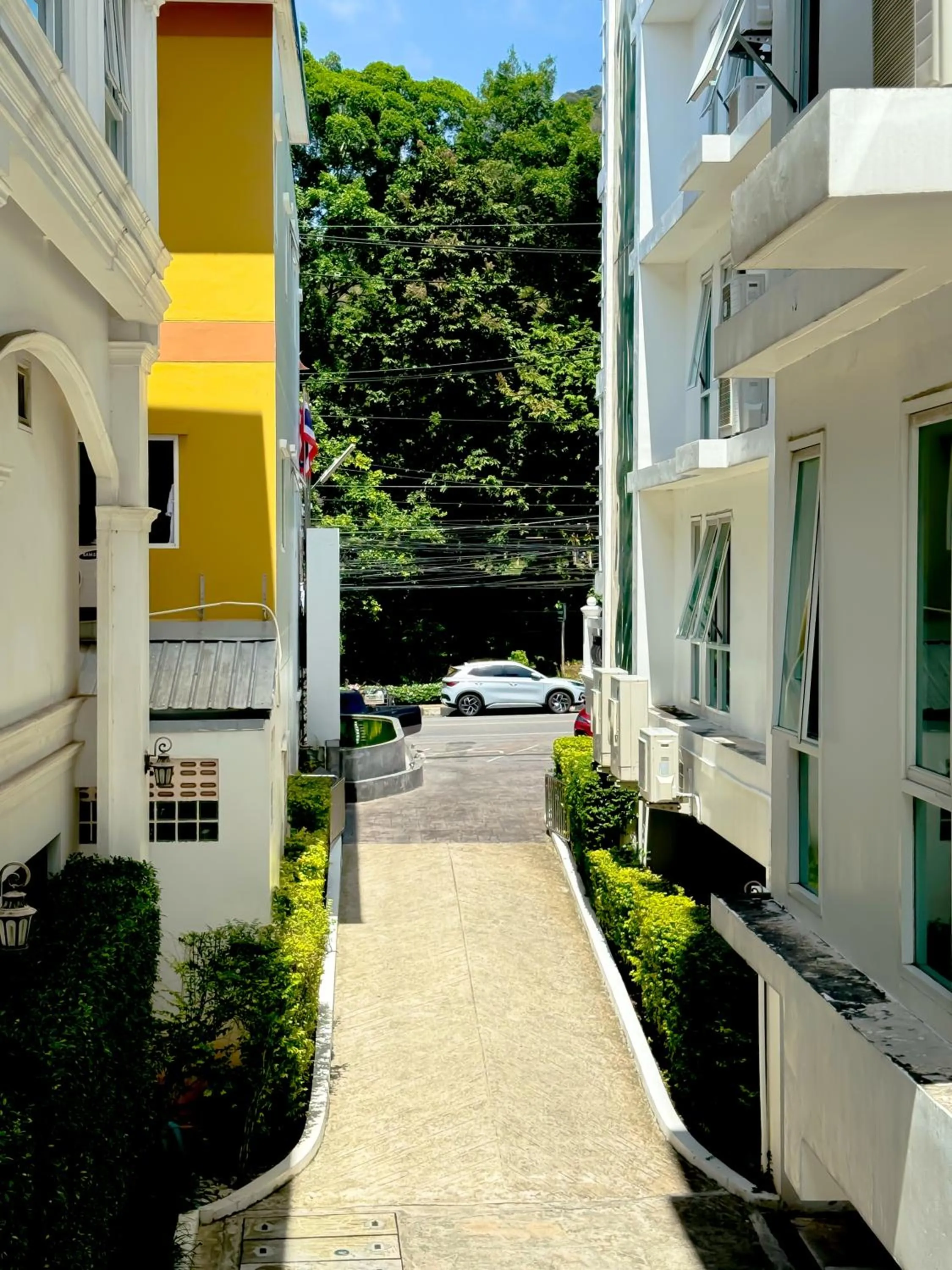 Property building in Grand Supicha City Hotel