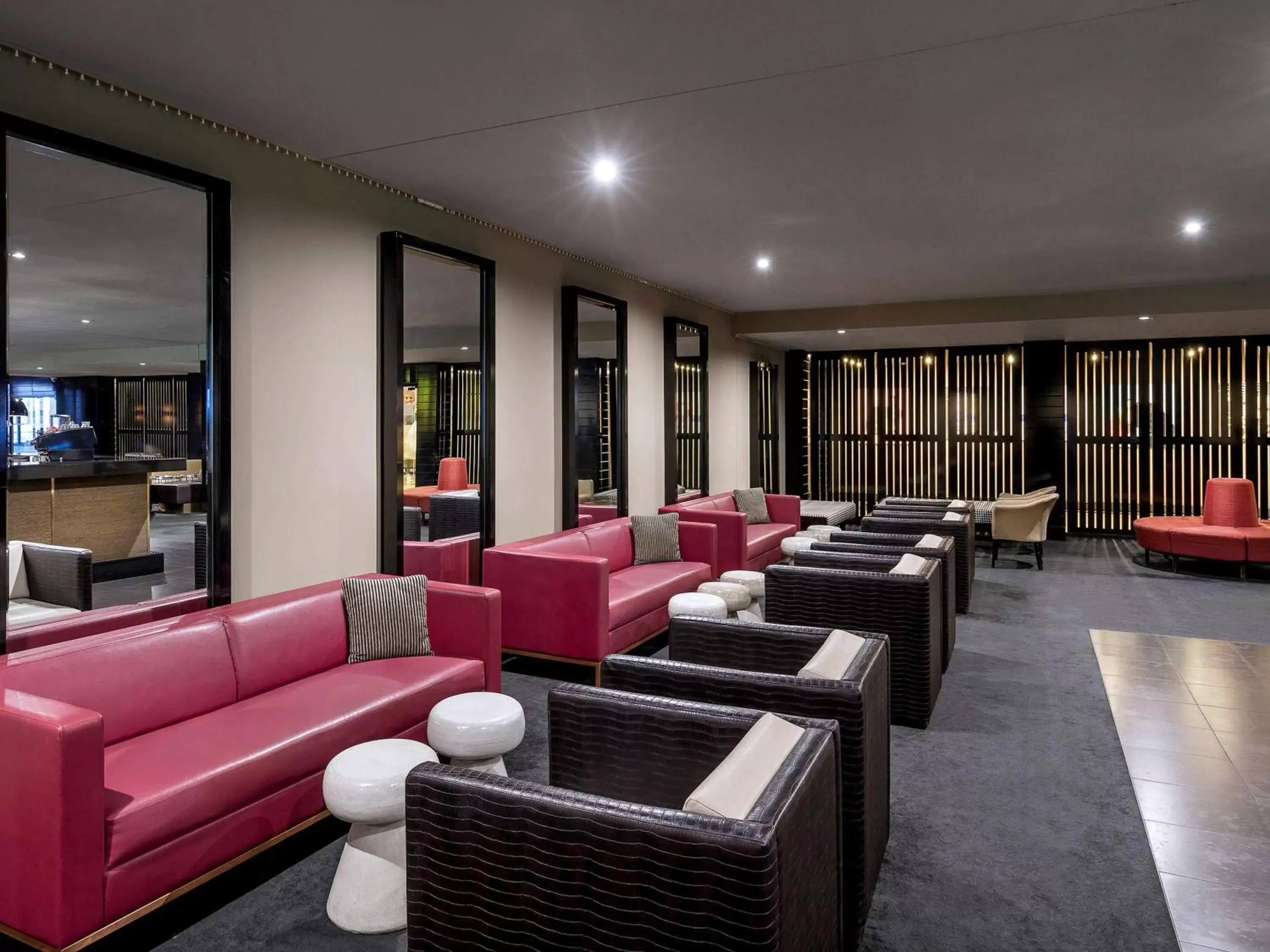 Lounge or bar in Pullman Brisbane King George Square