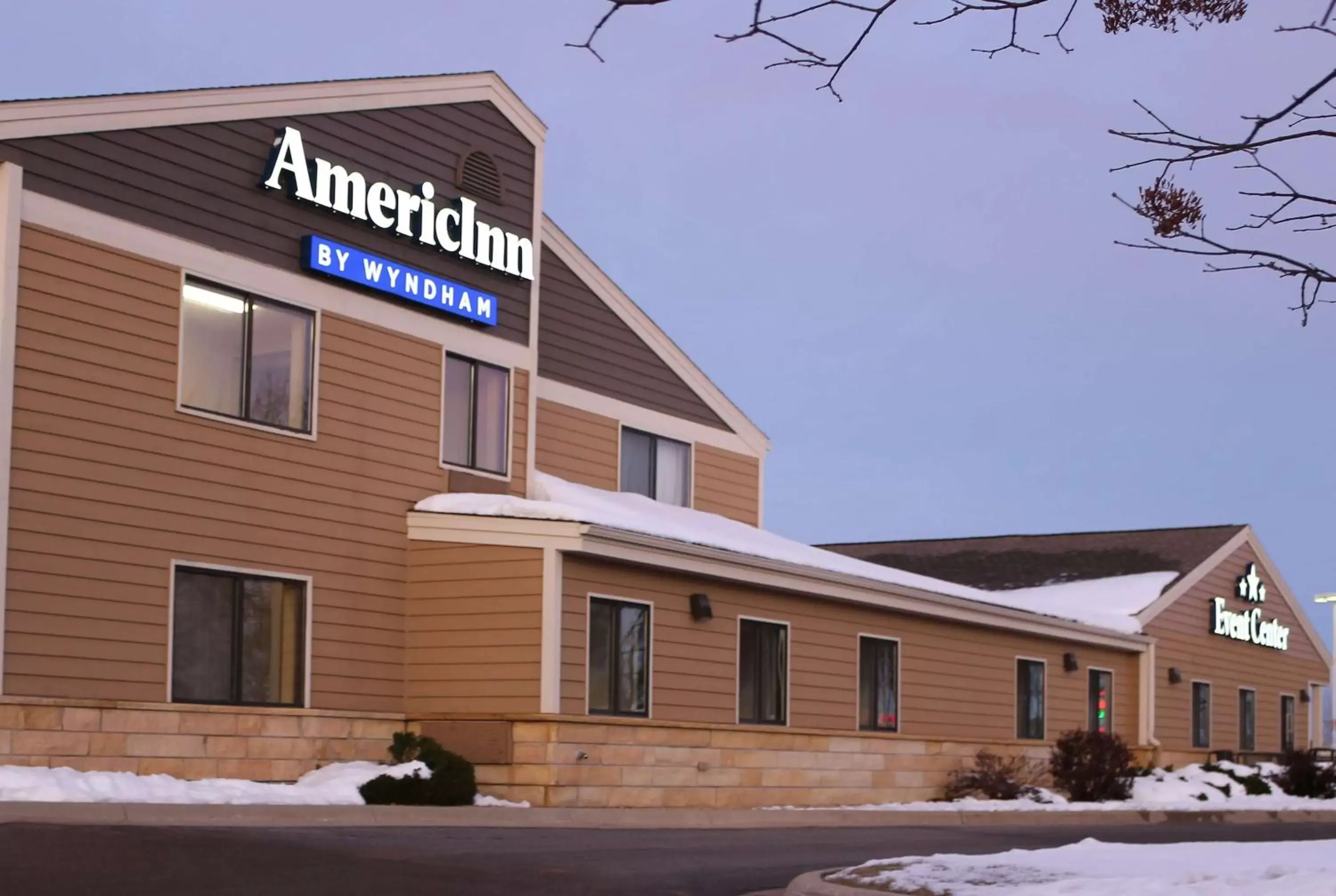 Property building in AmericInn by Wyndham Mankato Event Center near MSU Property building in AmericInn by Wyndham Mankato Event Center near MSU