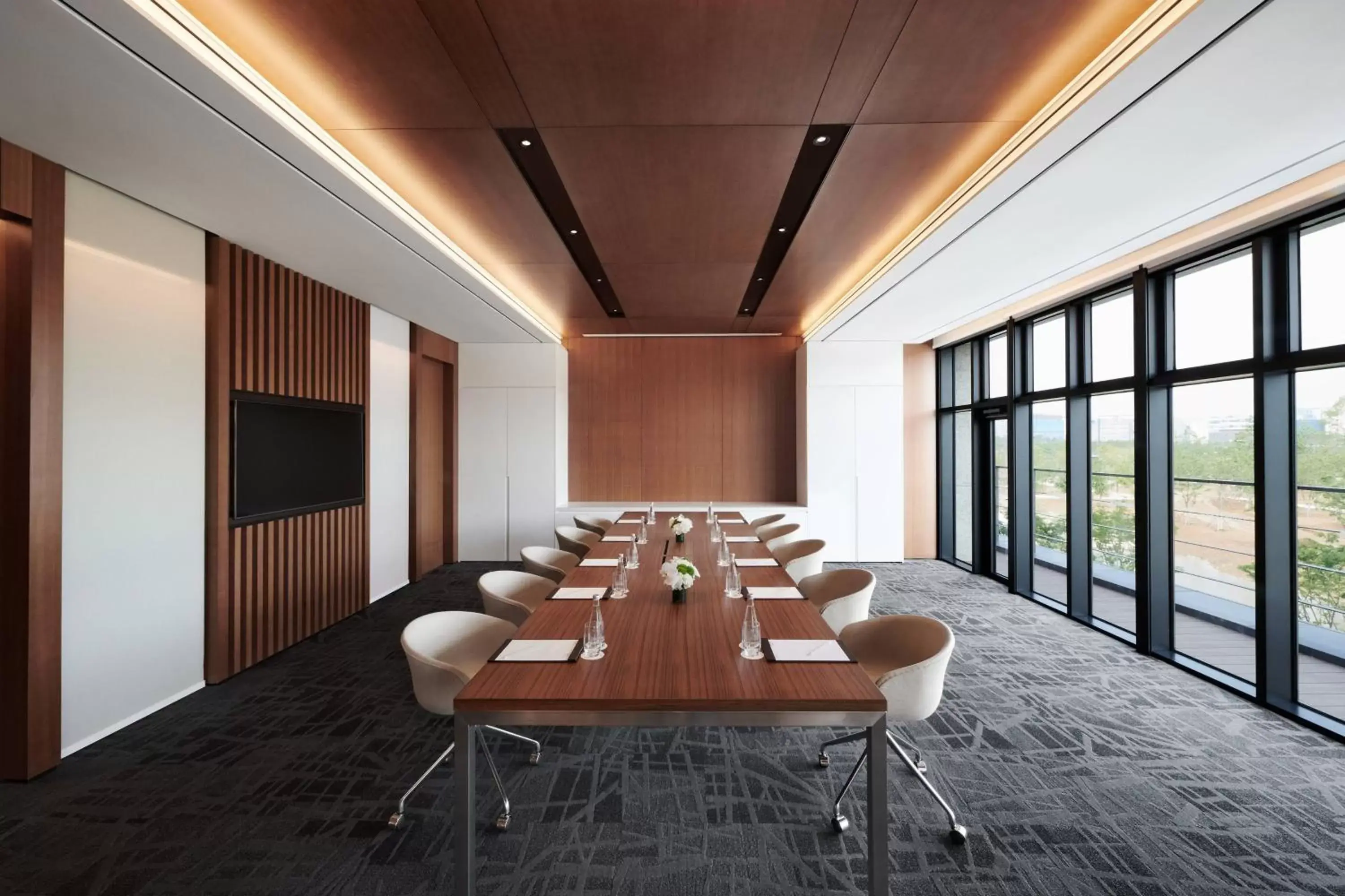 Meeting/conference room in Courtyard by Marriott Seoul Botanic Park