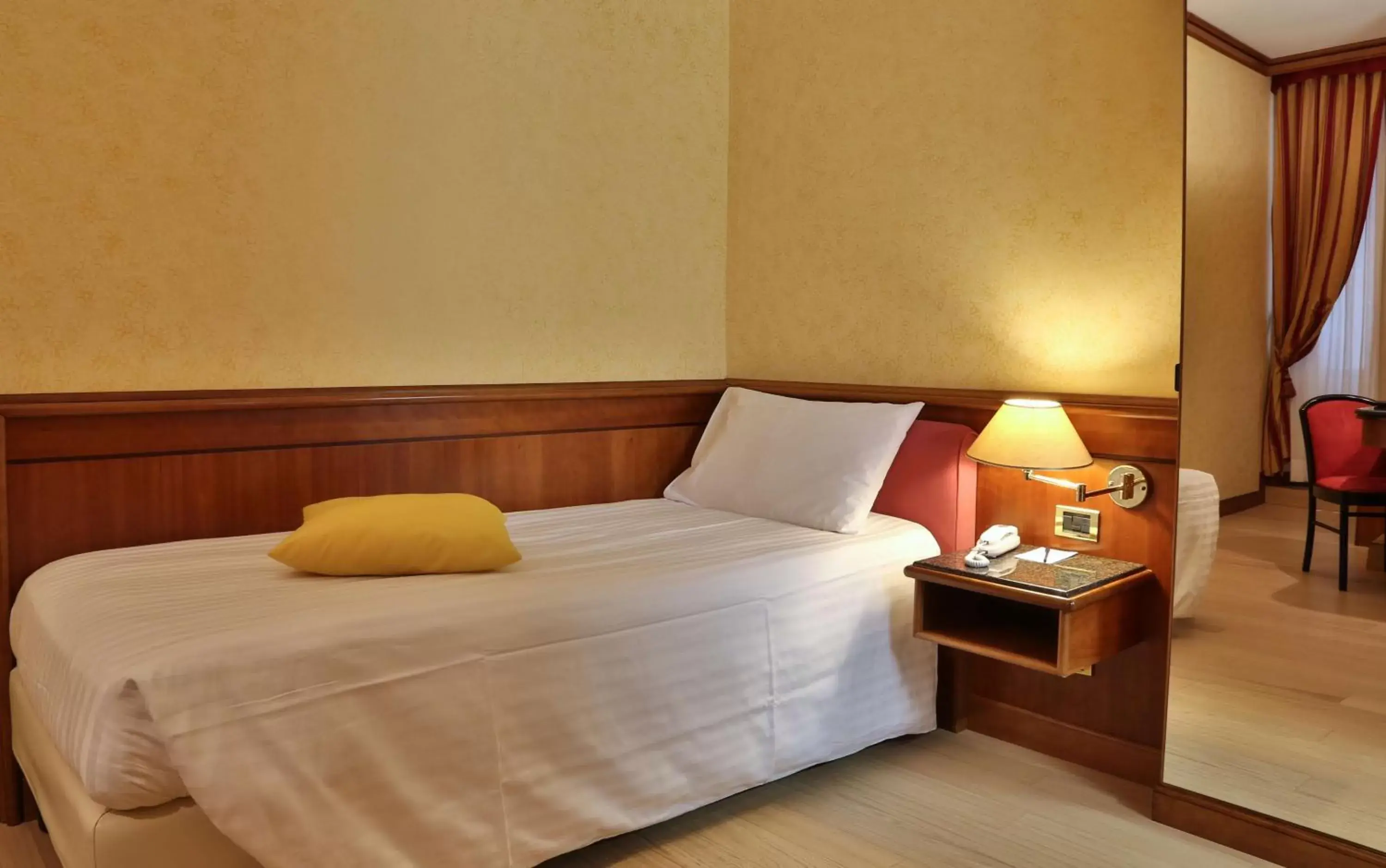 Bedroom, Bed in Best Western Hotel Moderno Verdi