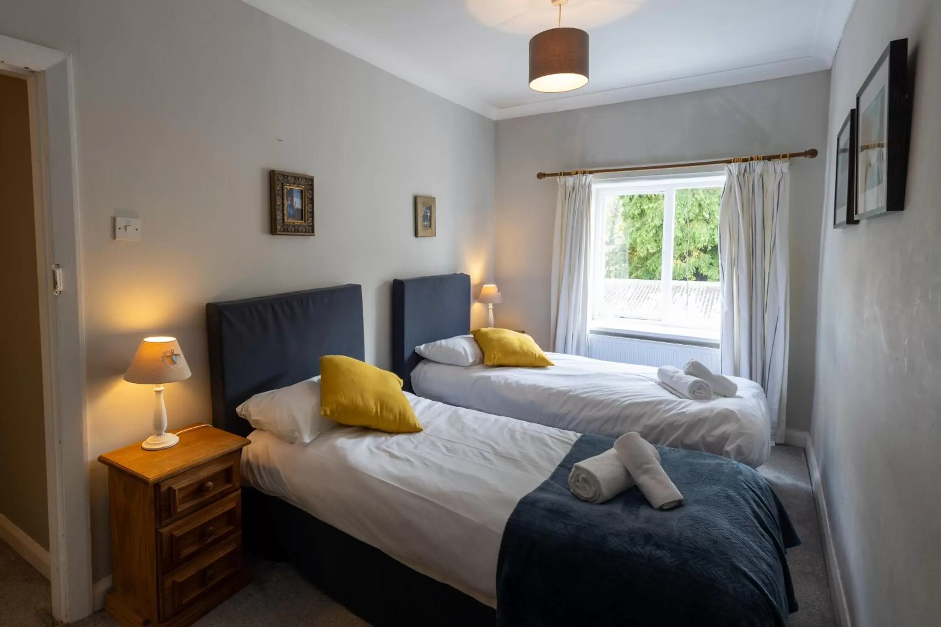 Bedroom, Bed in The Lower Buck Inn