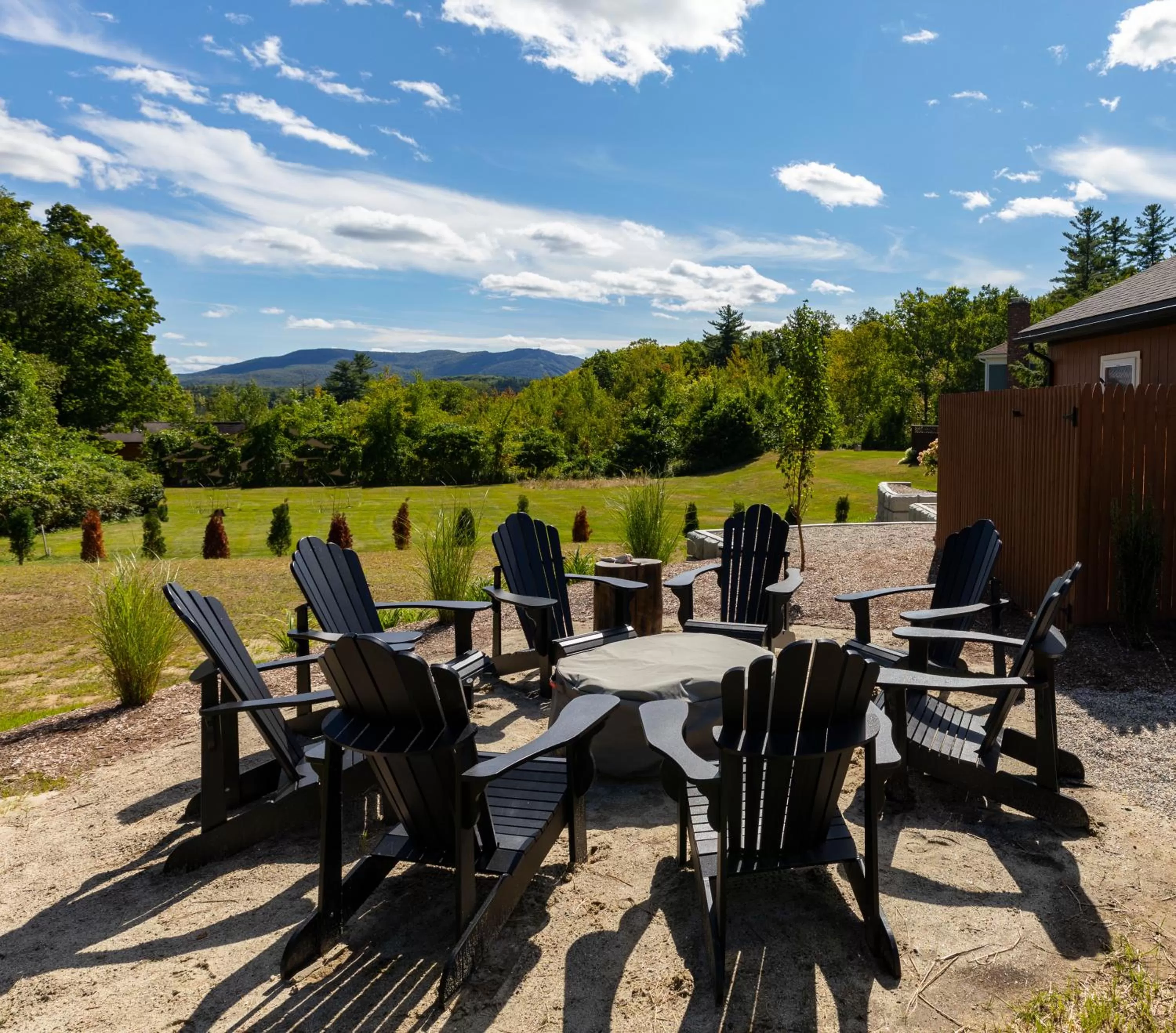 Mountain view in The Lodge by Sunapee Stays