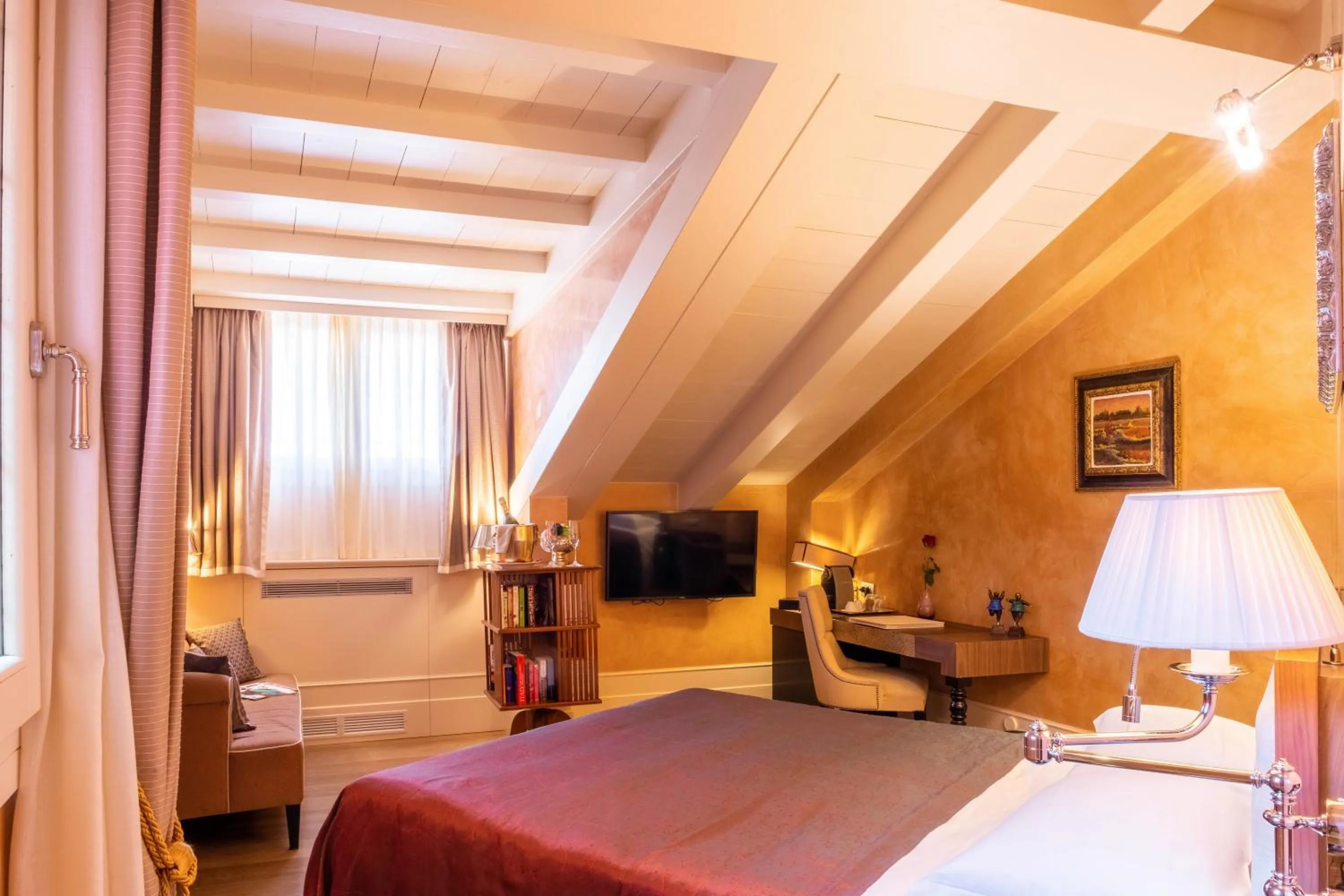 Bed in Hotel Moresco