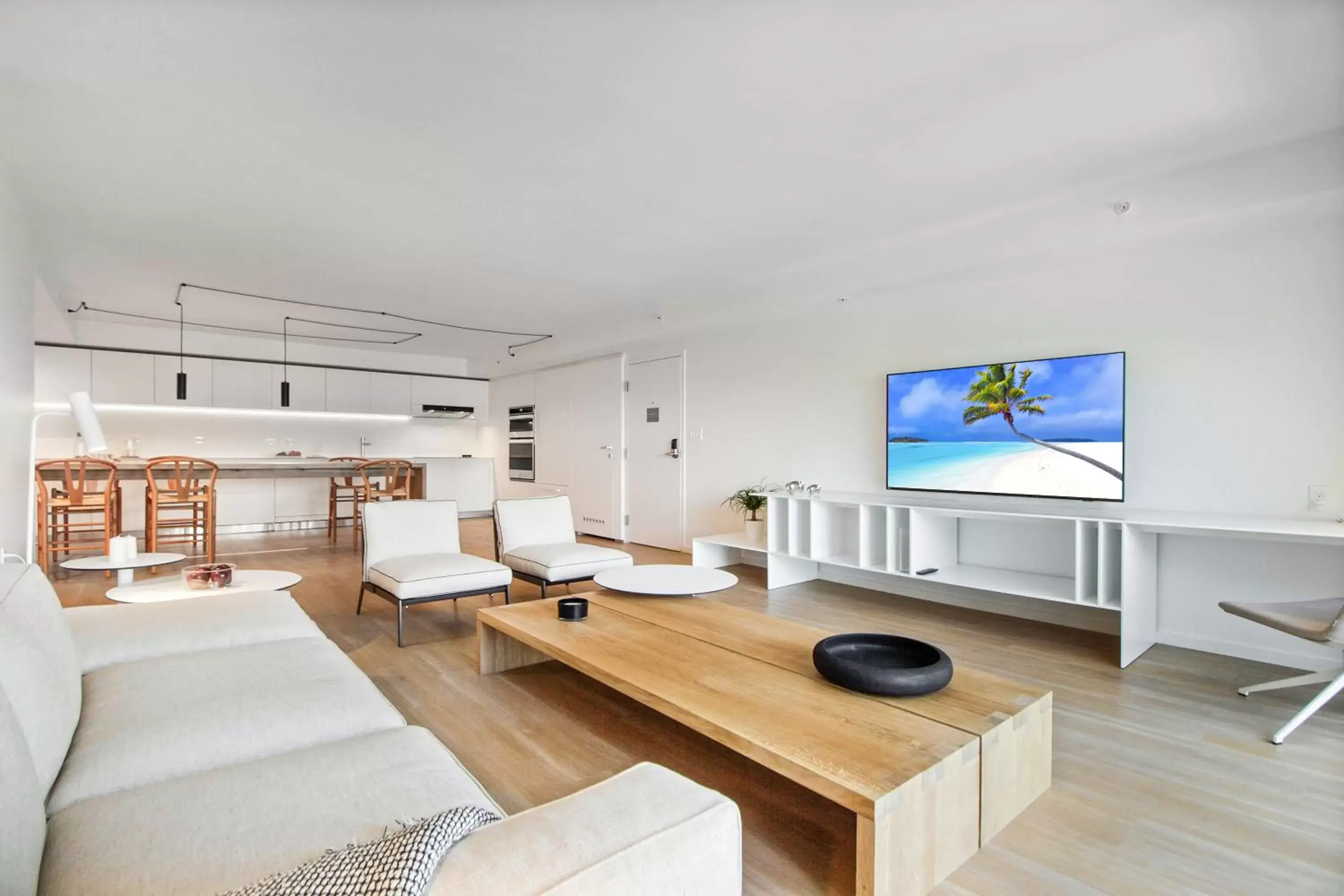 TV and multimedia, Seating Area in Beach Haus Bal Harbour