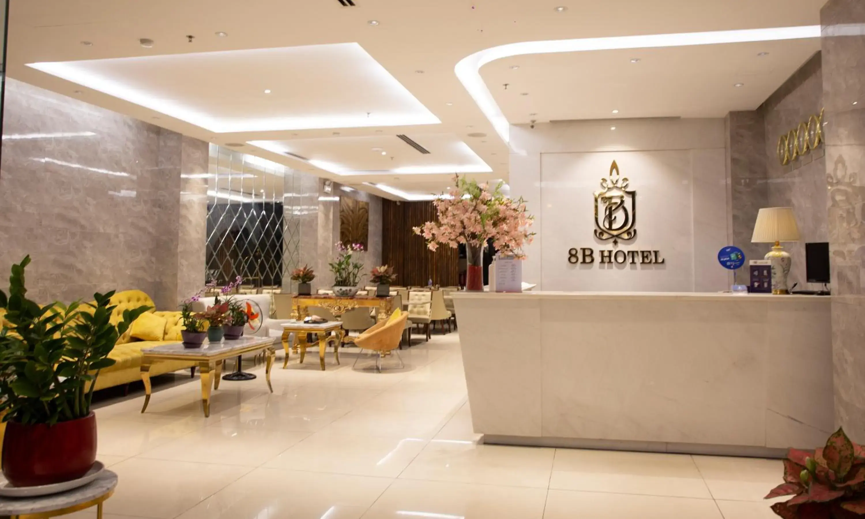 Lobby or reception in BLUE DIAMOND 8B Hotel