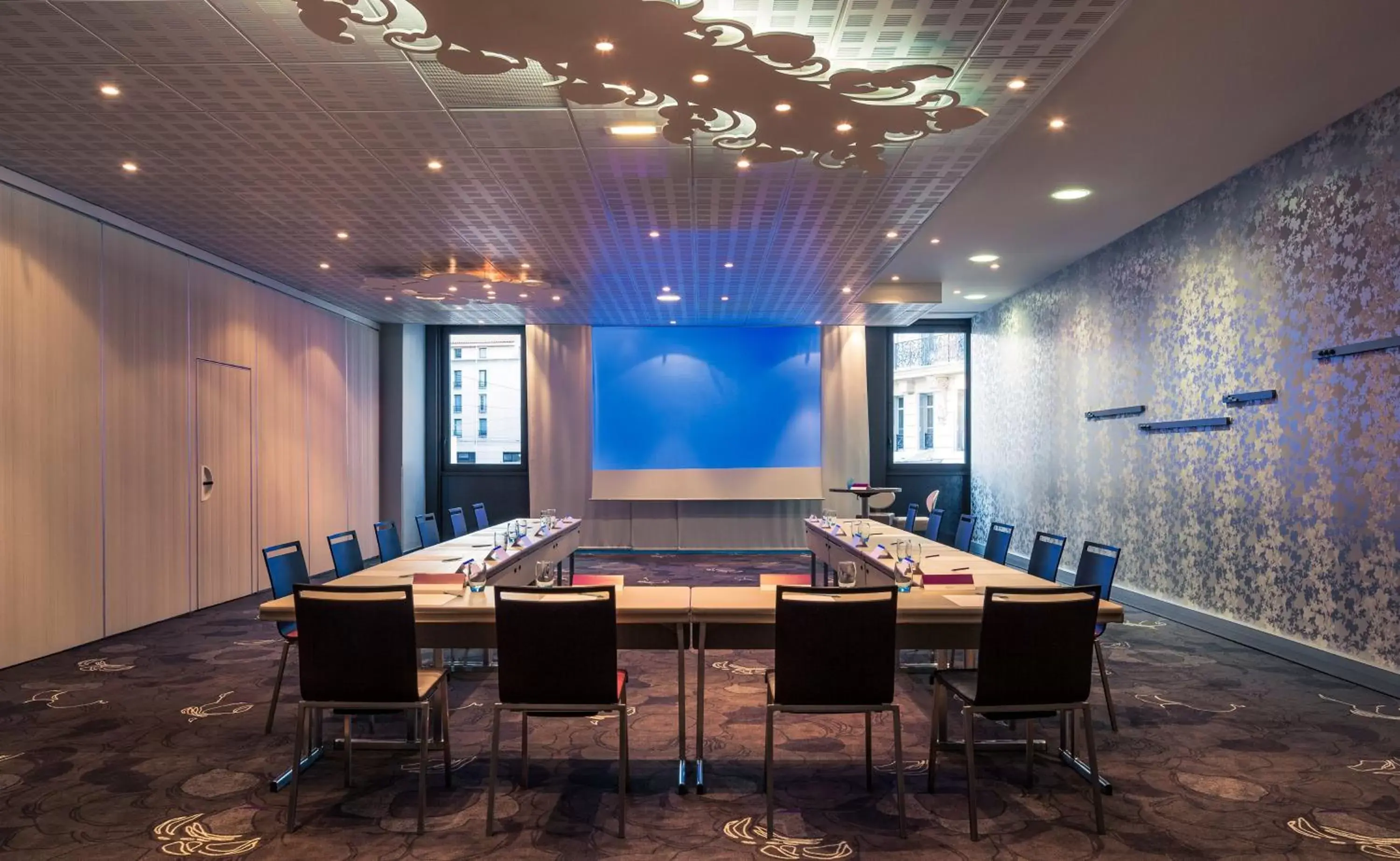 Business facilities in Mercure Marseille Centre Vieux Port