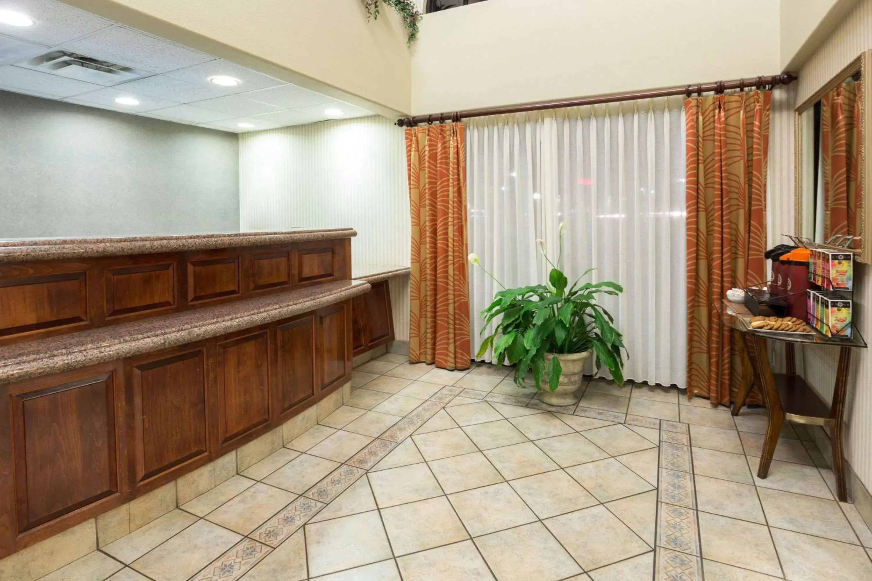 Lobby or reception, Lobby/Reception in Hawthorn Suites by Wyndham Napa Valley