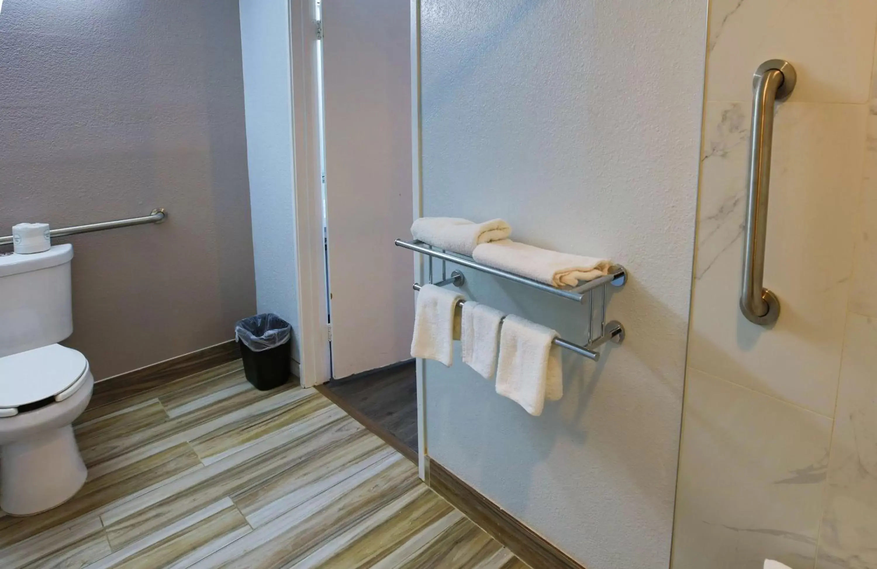 Bathroom in Motel 6-Sacramento, CA - North