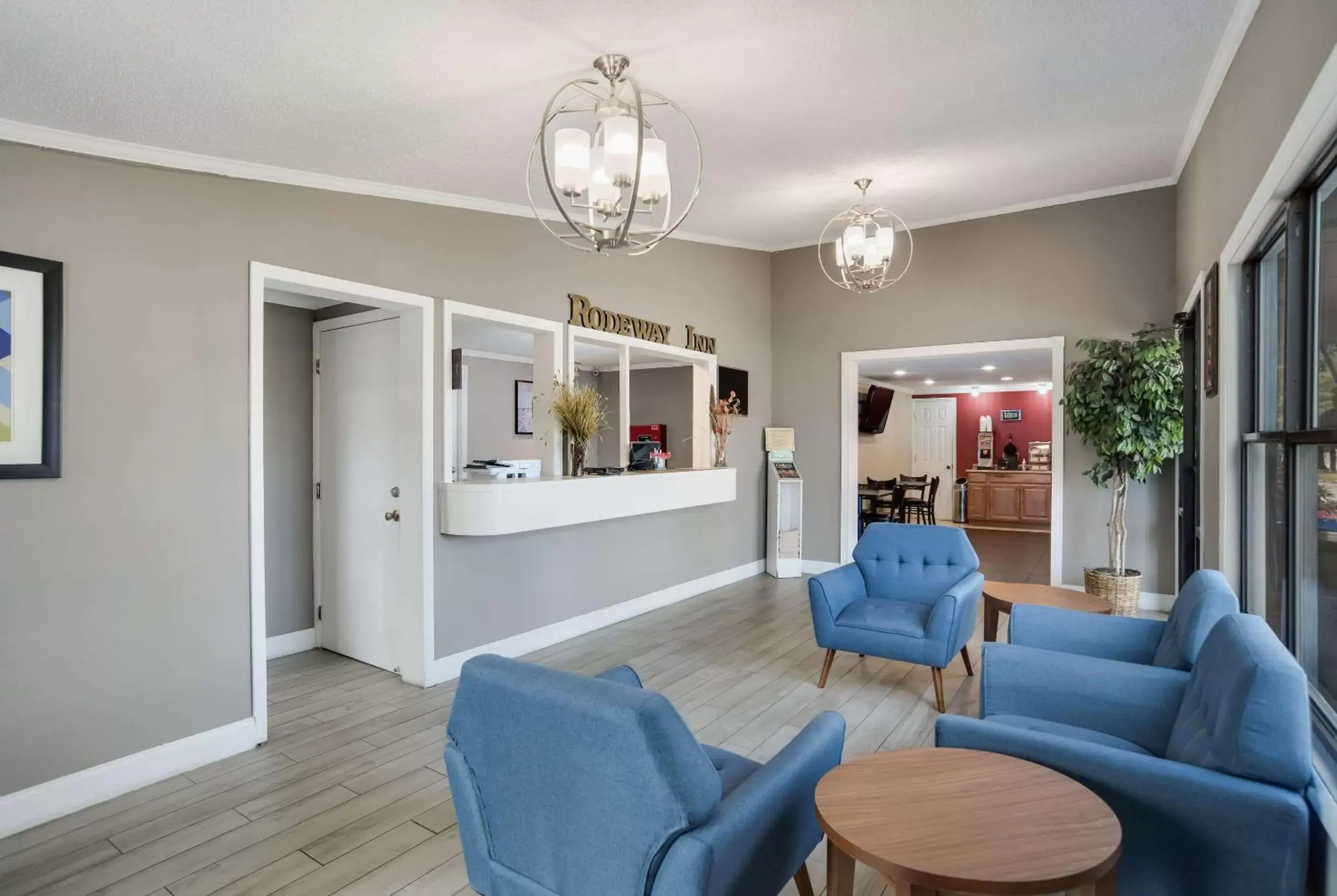 Lobby or reception, Seating Area in Rodeway Inn Carlisle