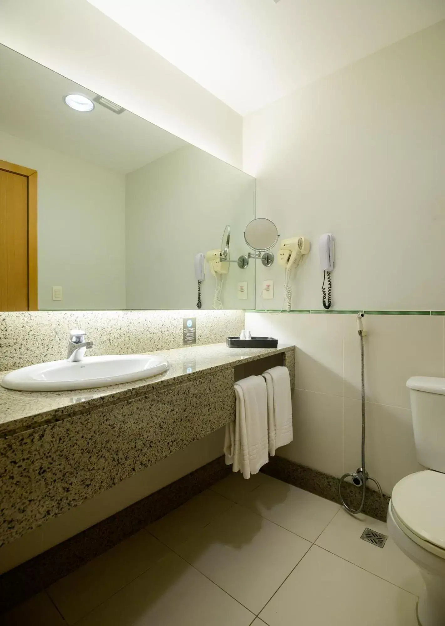 Bathroom in Hotel Luzeiros São Luis