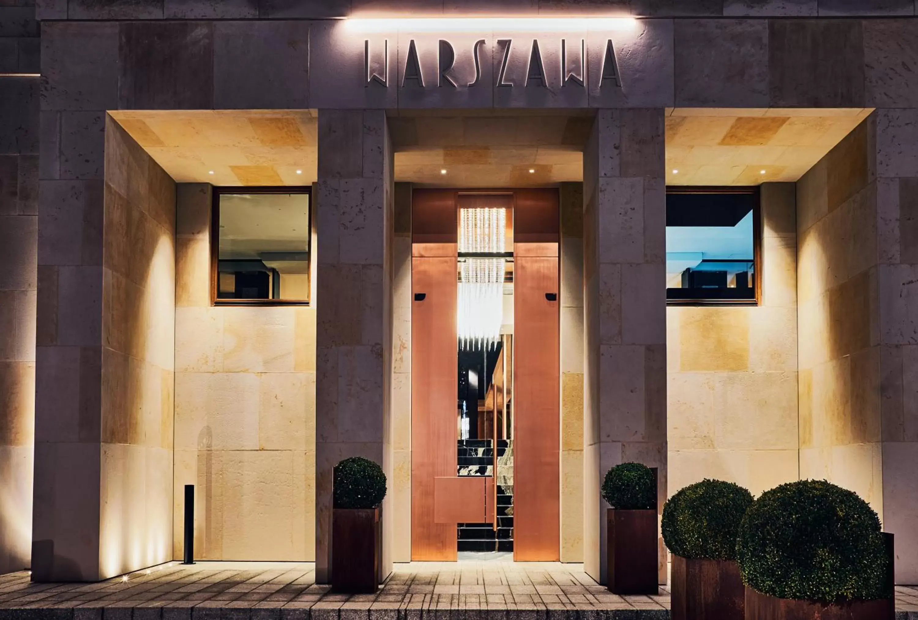 Facade/entrance in Hotel Warszawa Facade/entrance in Hotel Warszawa