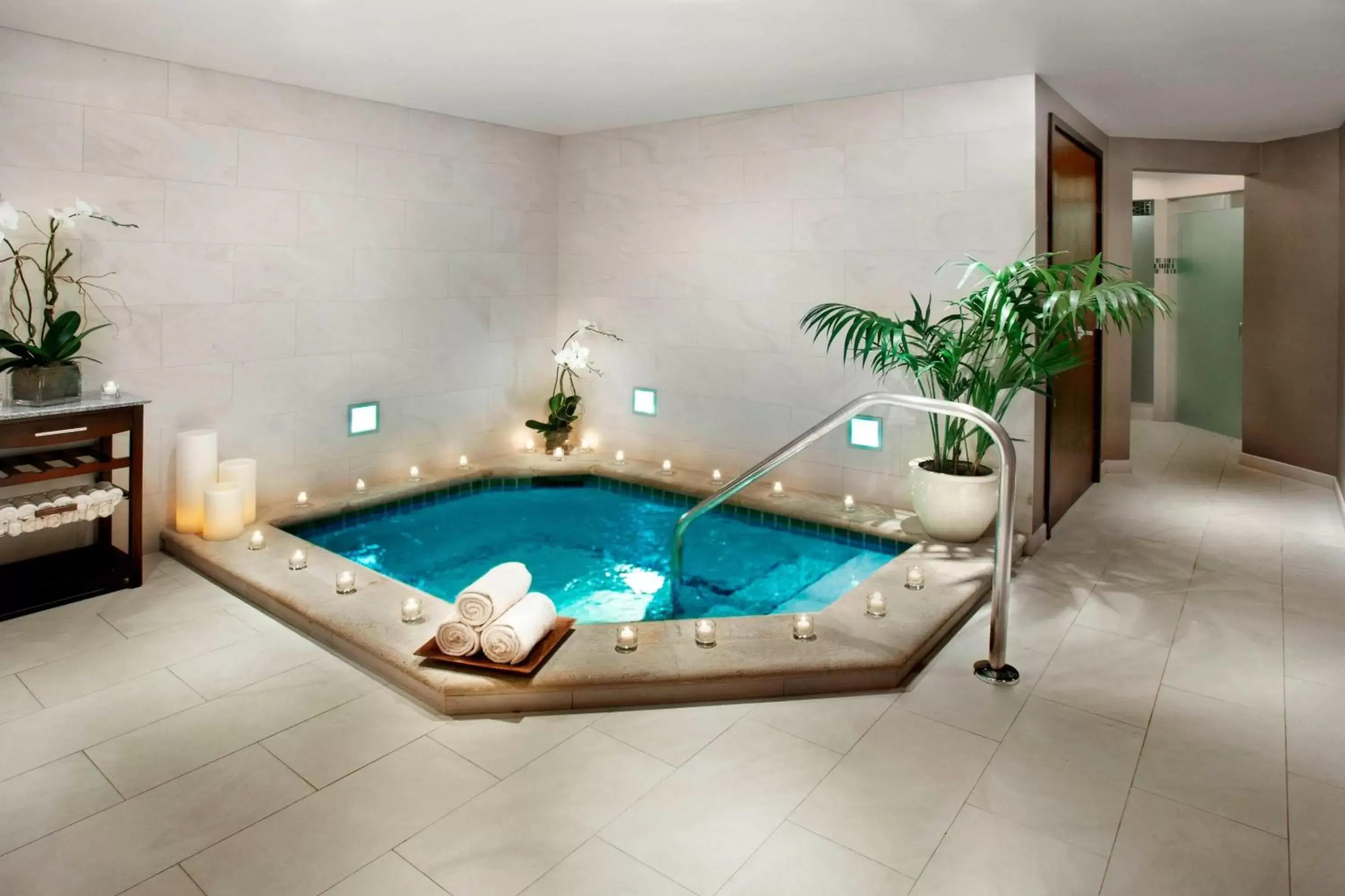 Spa and wellness centre/facilities, Swimming Pool in The Westin Fort Lauderdale Beach Resort