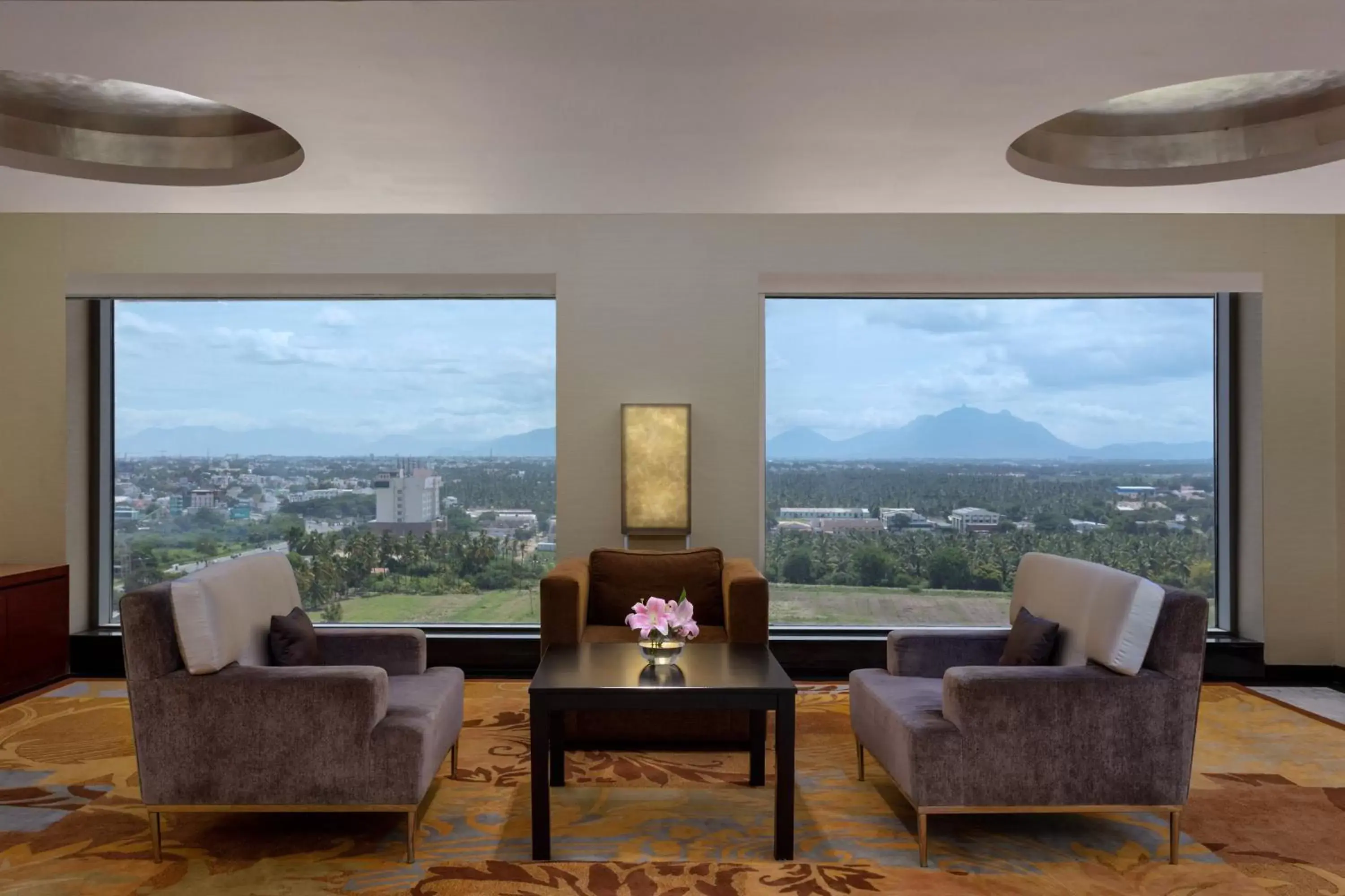 Living room, Seating Area in Le Meridien Coimbatore