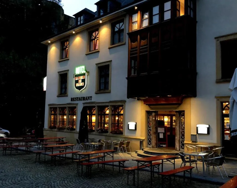 Property Building in Hotel La Porte de France