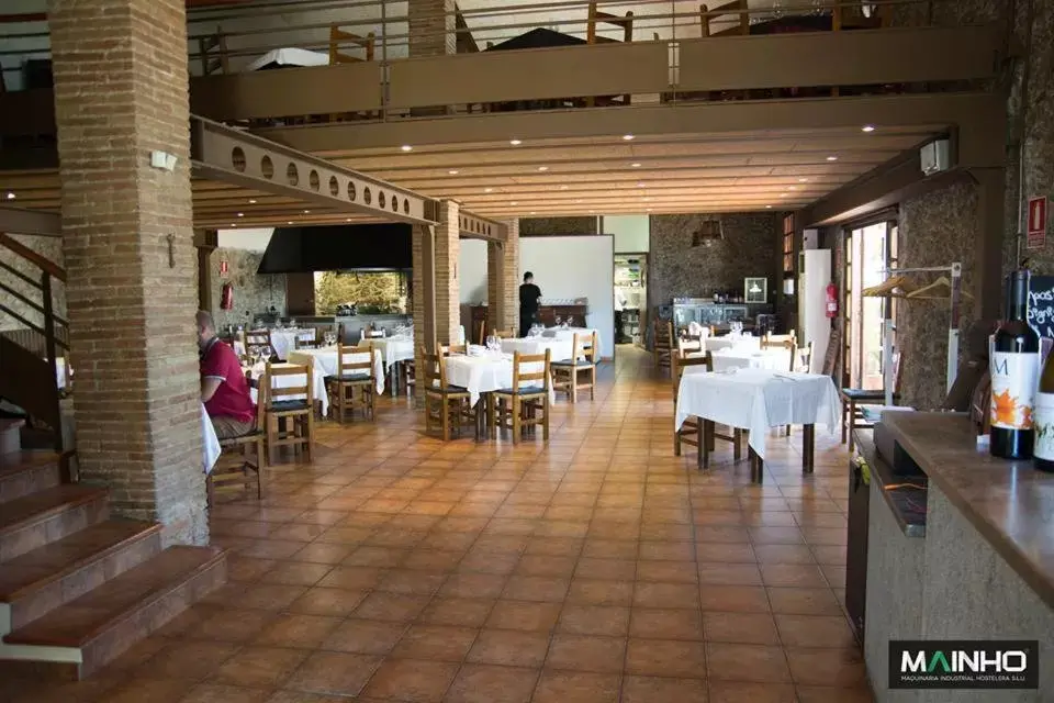 Restaurant/Places to Eat in Hotel Can Panyella