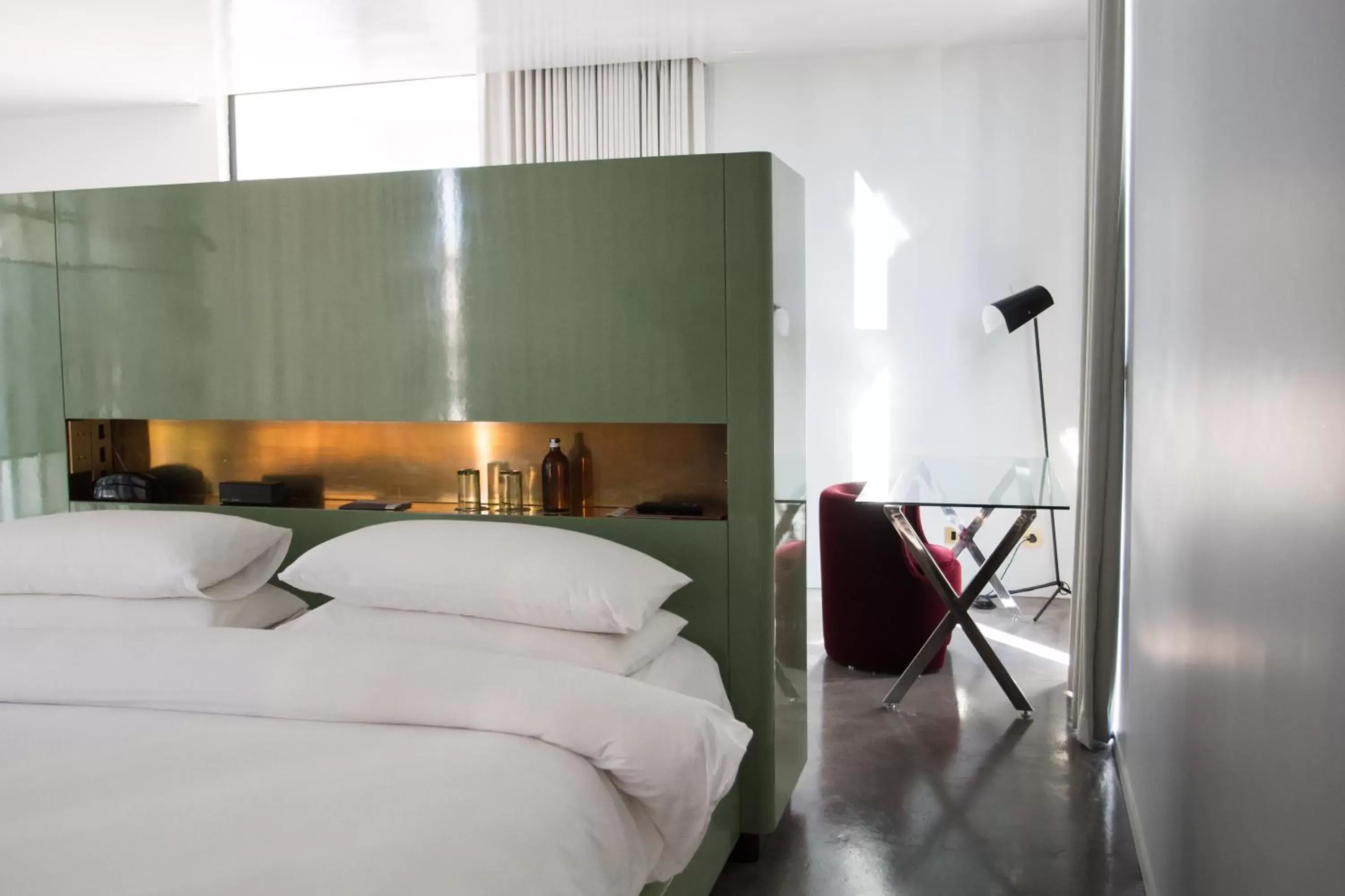 Bedroom, Bed in Casa Habita, a Member of Design Hotels