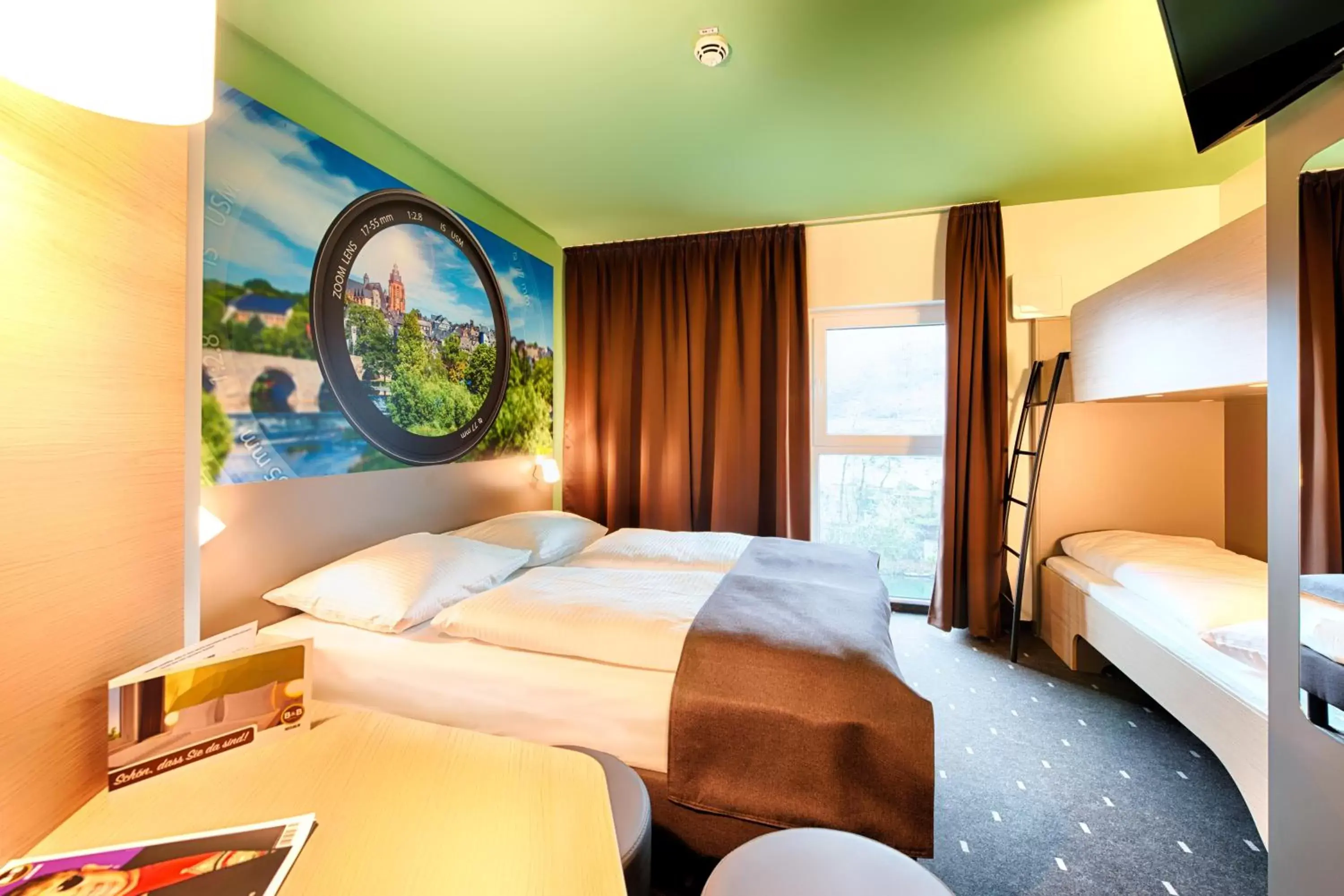 Photo of the whole room in B&B Hotel Wetzlar