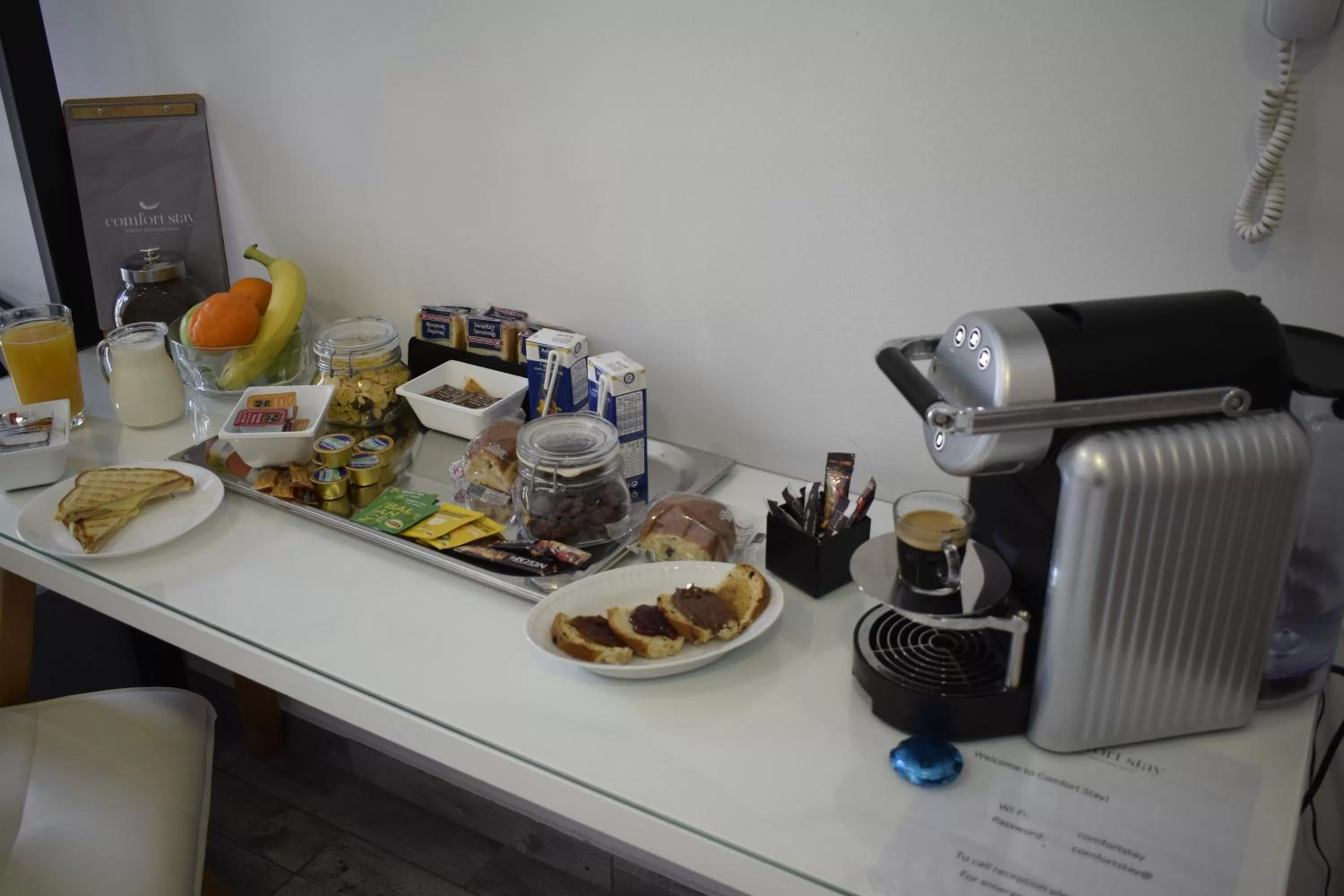 Comfort Stay Athens Airport Hotel - FREE shuttle from and to the airport