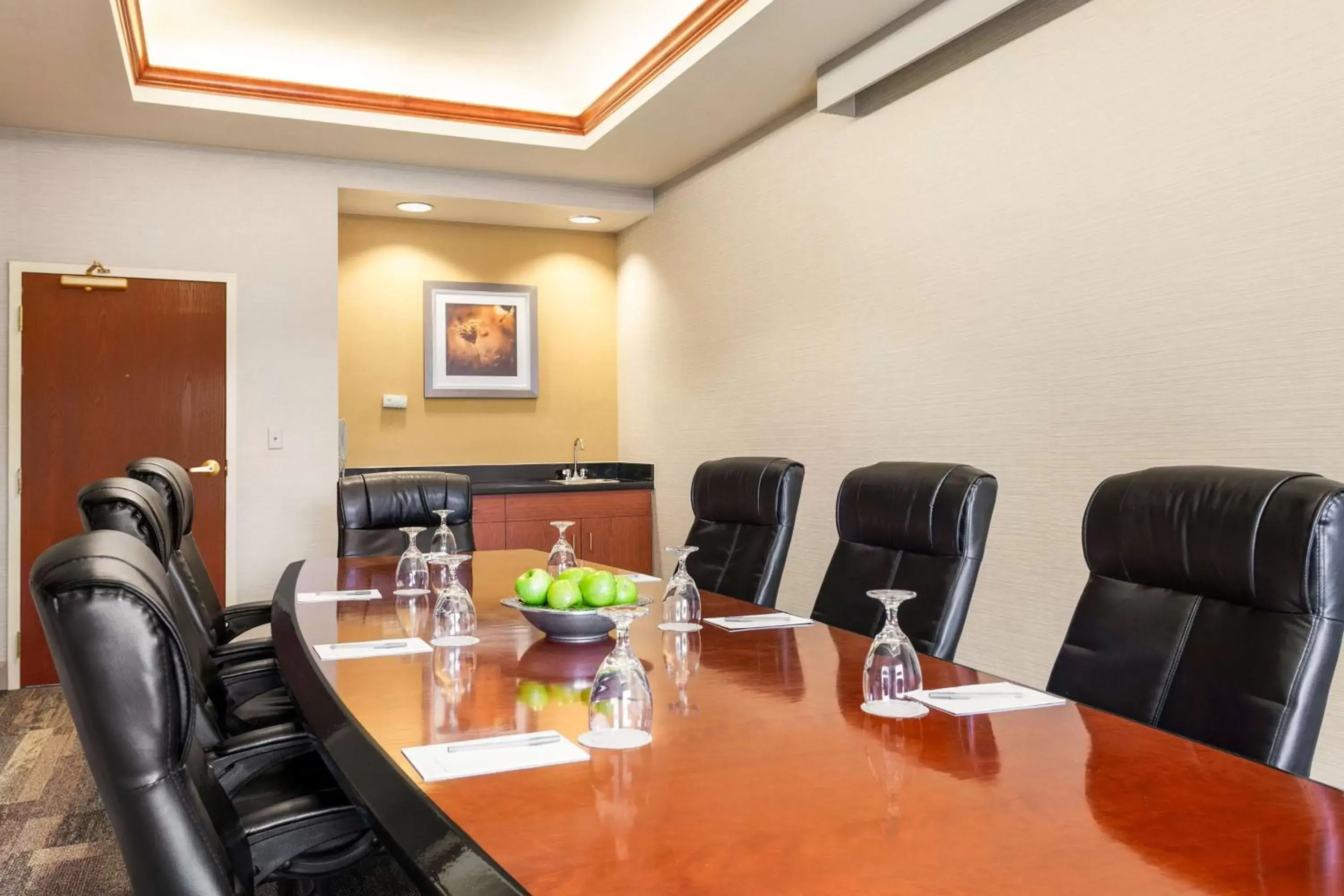 Meeting/conference room in Hampton Inn & Suites Denver-Cherry Creek