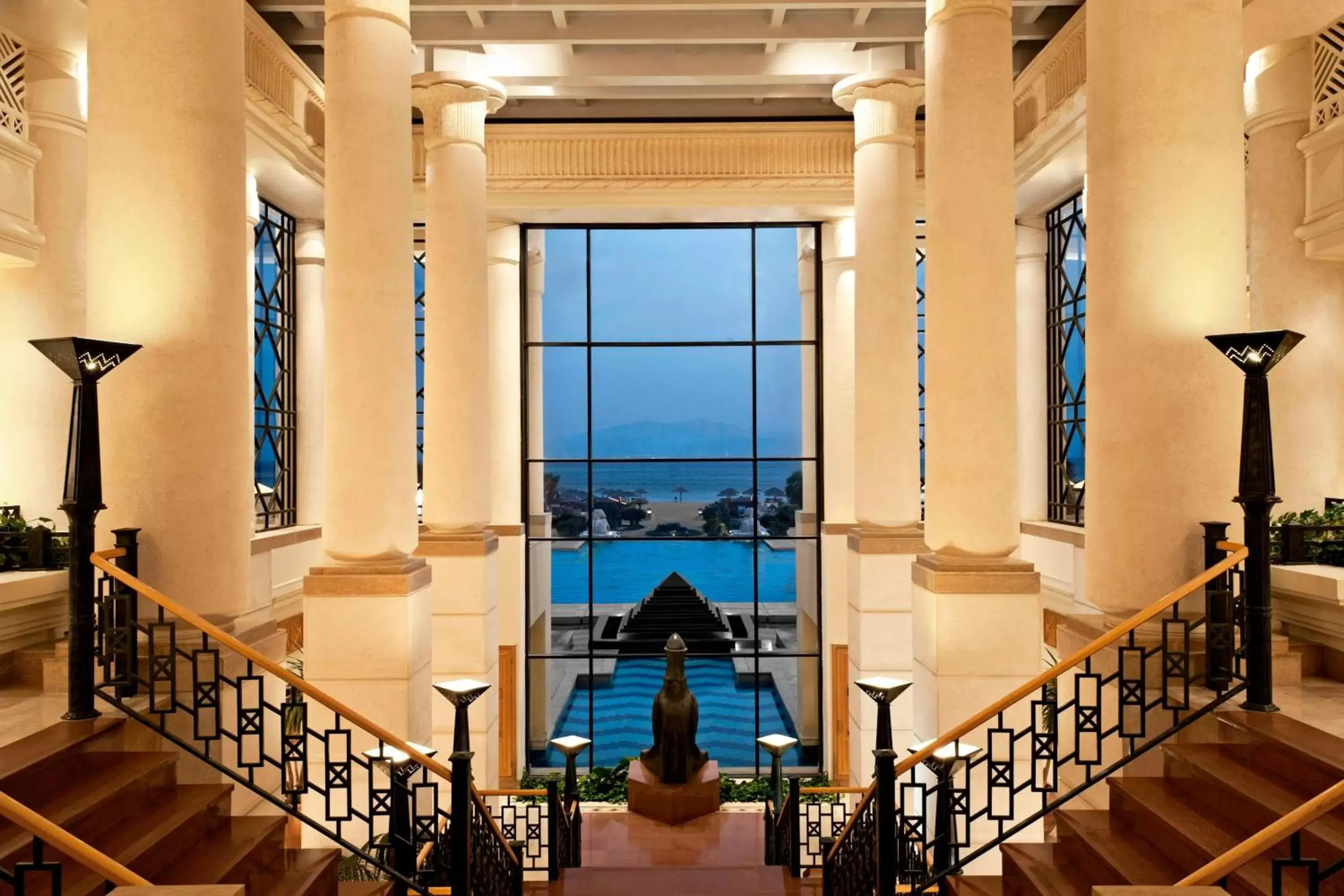 Lobby or reception, Balcony/Terrace in Sheraton Soma Bay Resort