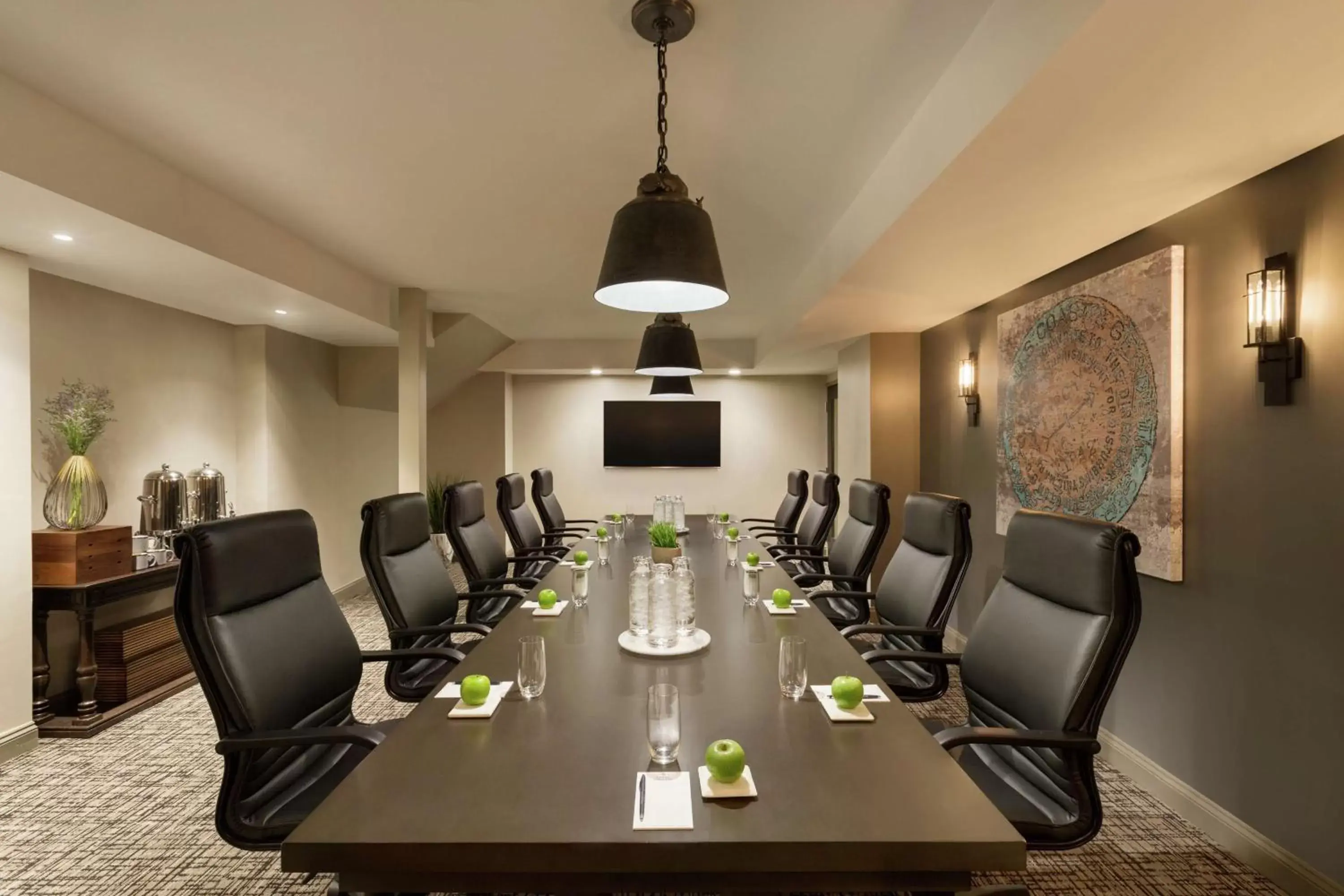 Meeting/conference room in Hotel Saranac, Curio Collection By Hilton