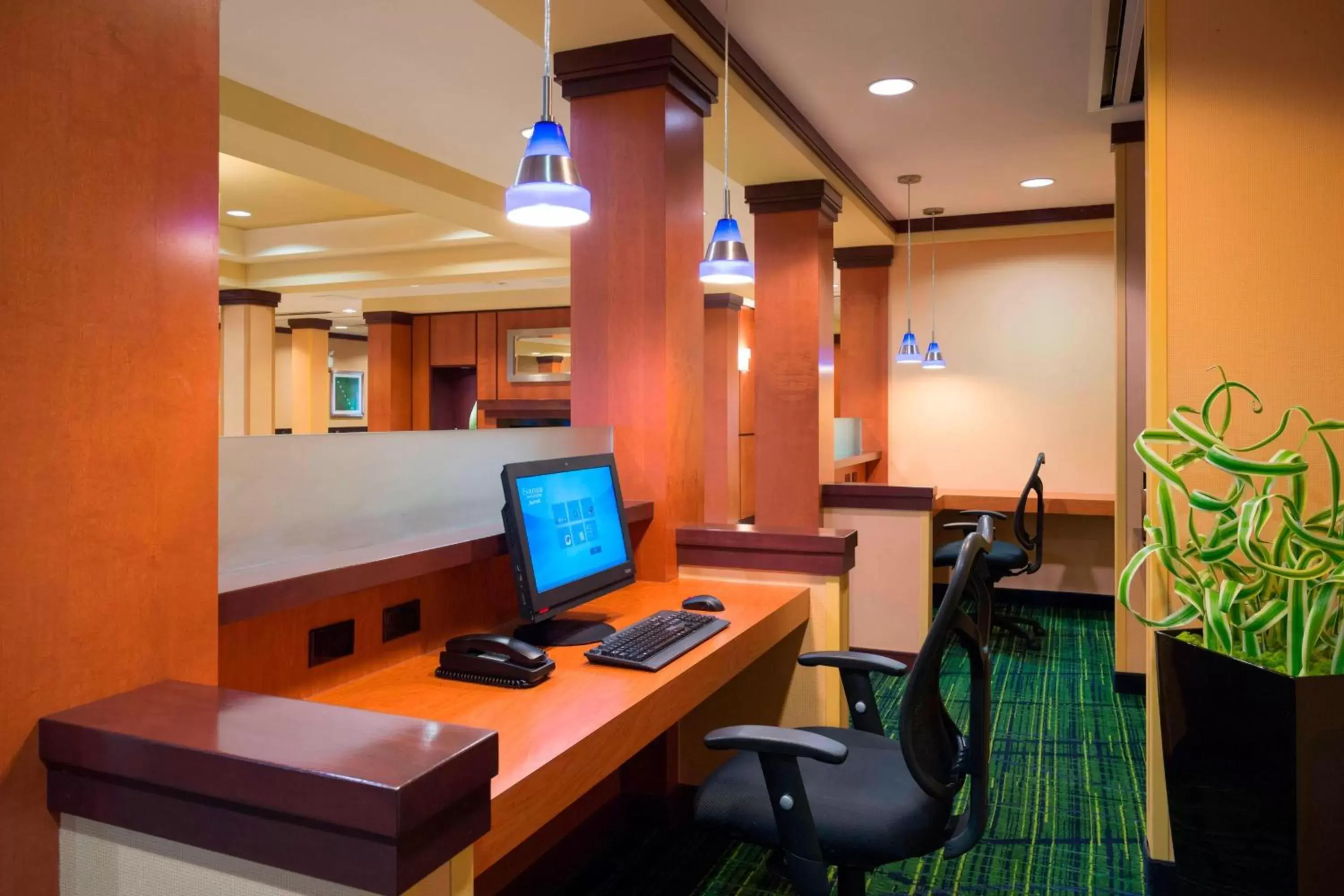 Business facilities in Fairfield Inn & Suites Huntingdon Raystown Lake