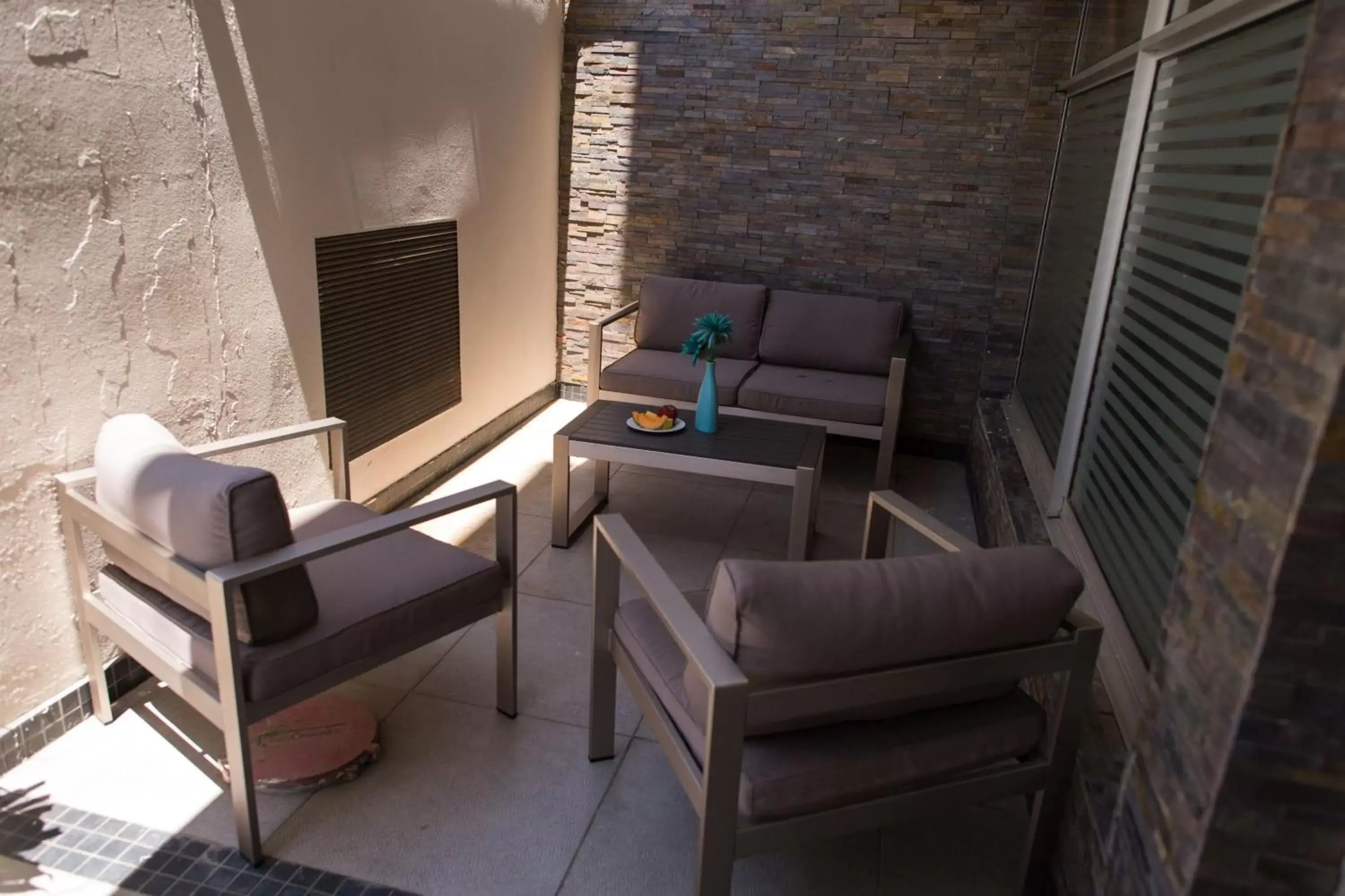 Patio, Seating Area in Hôtel Select - Réunion