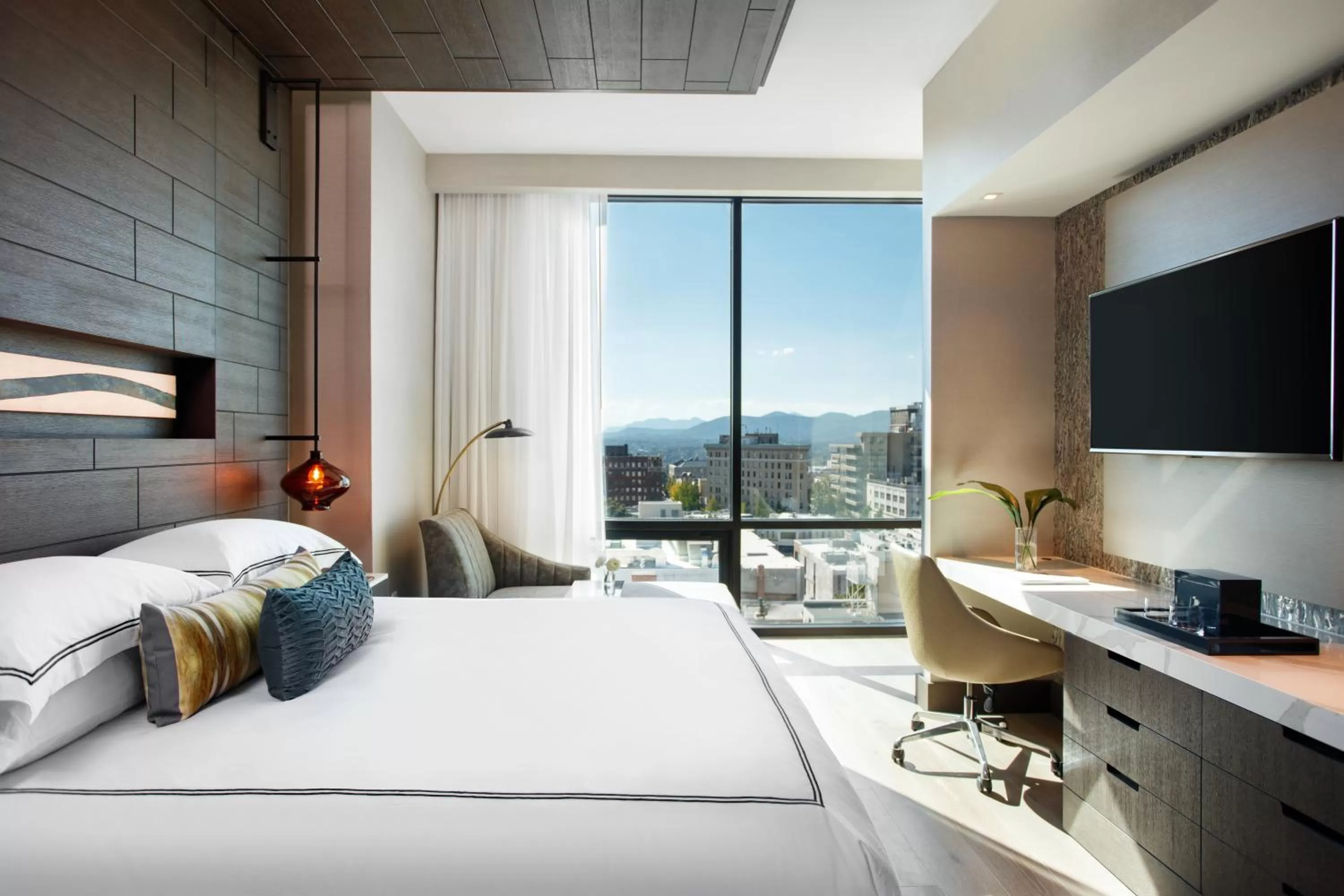 Photo of the whole room, Bed in Kimpton Hotel Arras by IHG