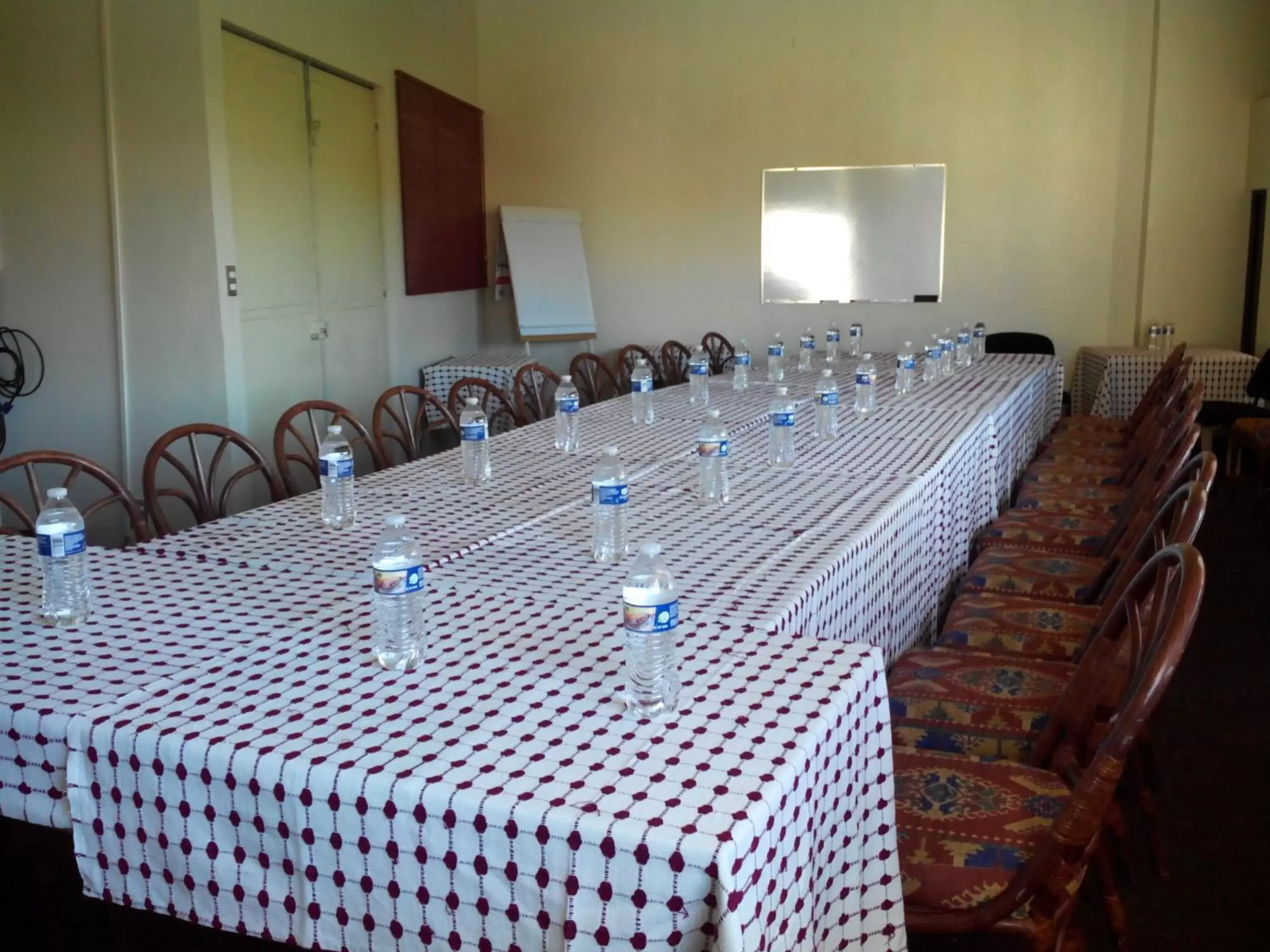 Lounge or bar in Hotel Puente Real Lounge or bar in Hotel Puente Real