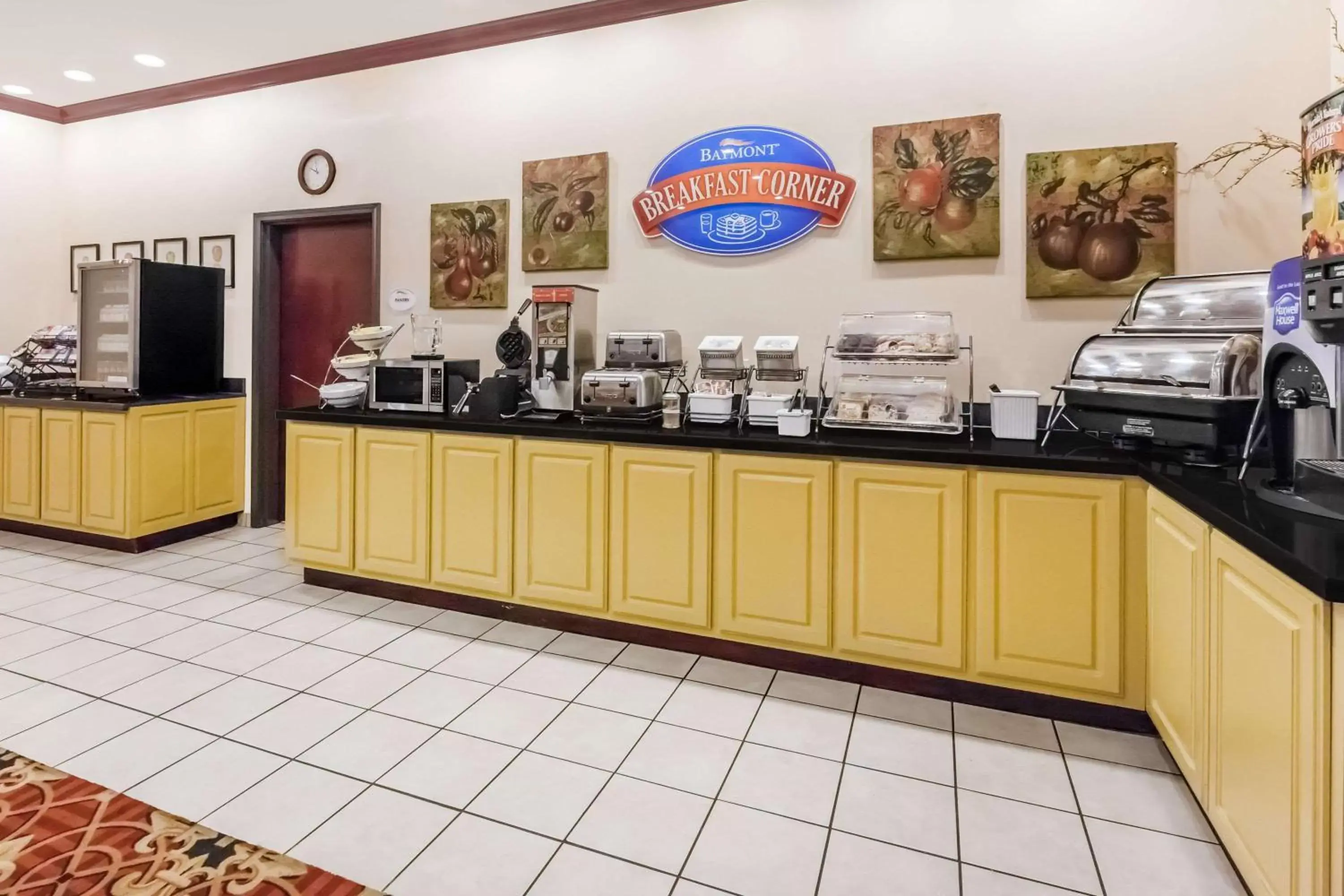 Restaurant/places to eat in Baymont by Wyndham Henderson Restaurant/places to eat in Baymont by Wyndham Henderson