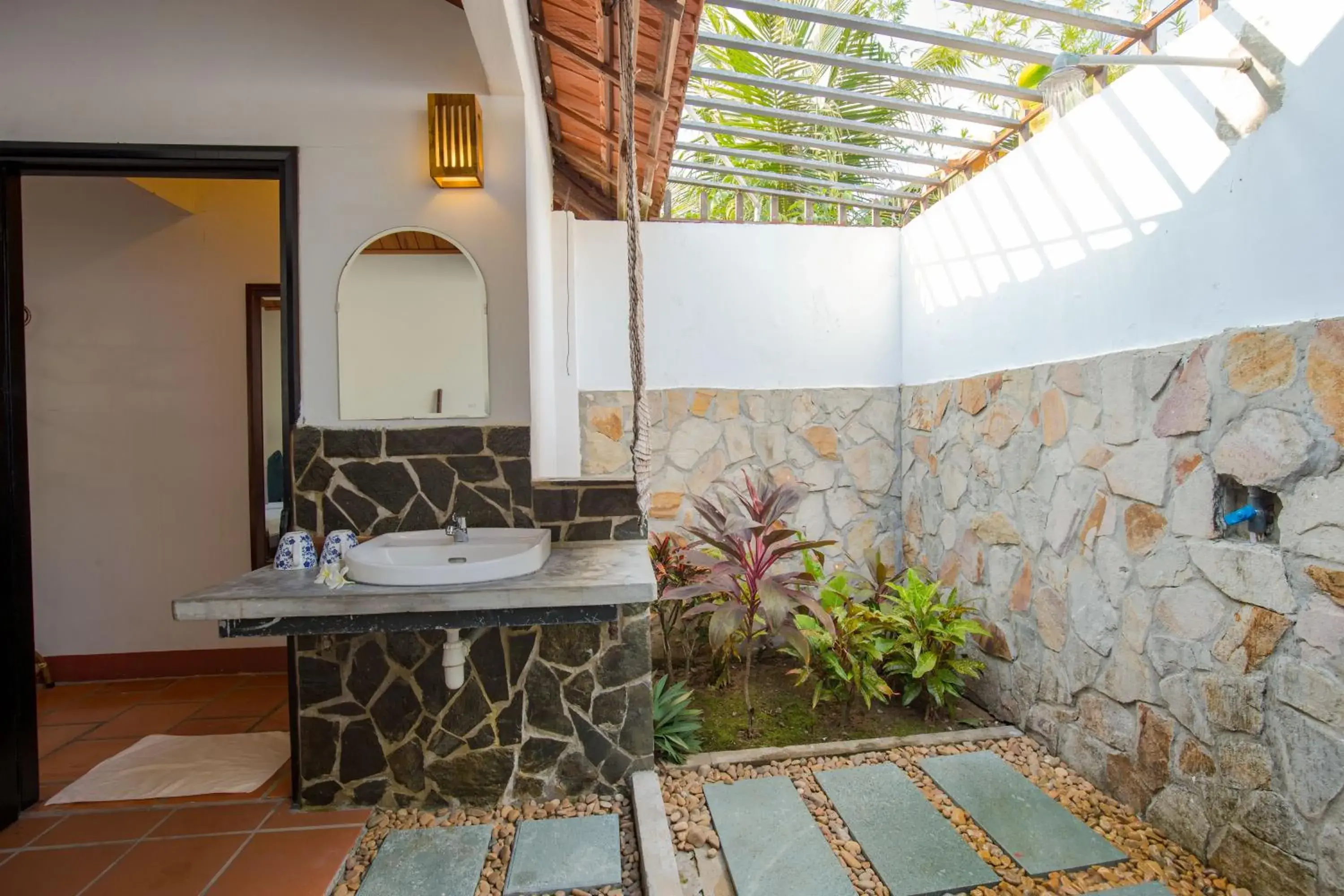 Bathroom in Thanh Kieu Beach Resort