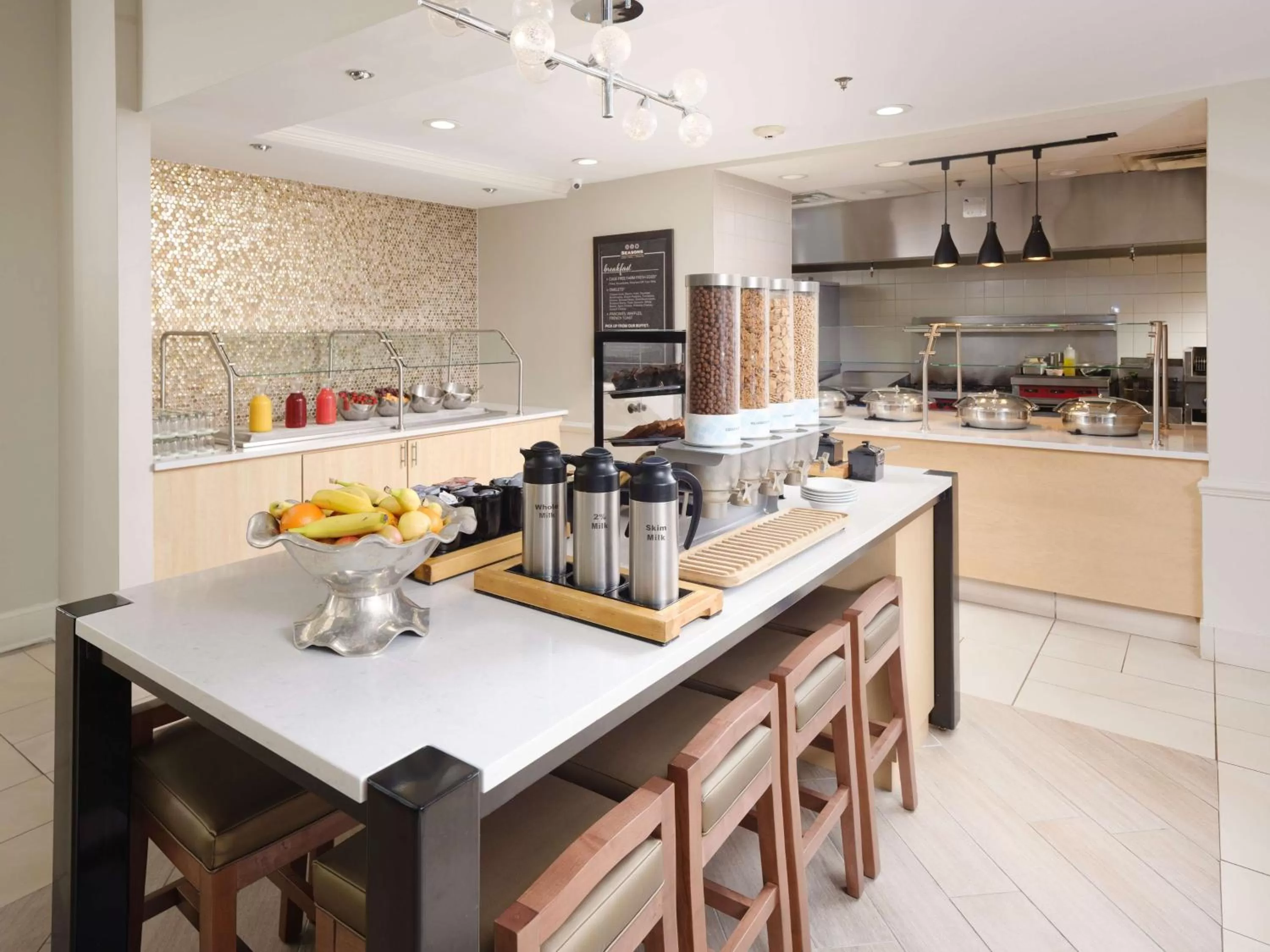 Breakfast in Hilton Garden Inn Chattanooga/Hamilton Place