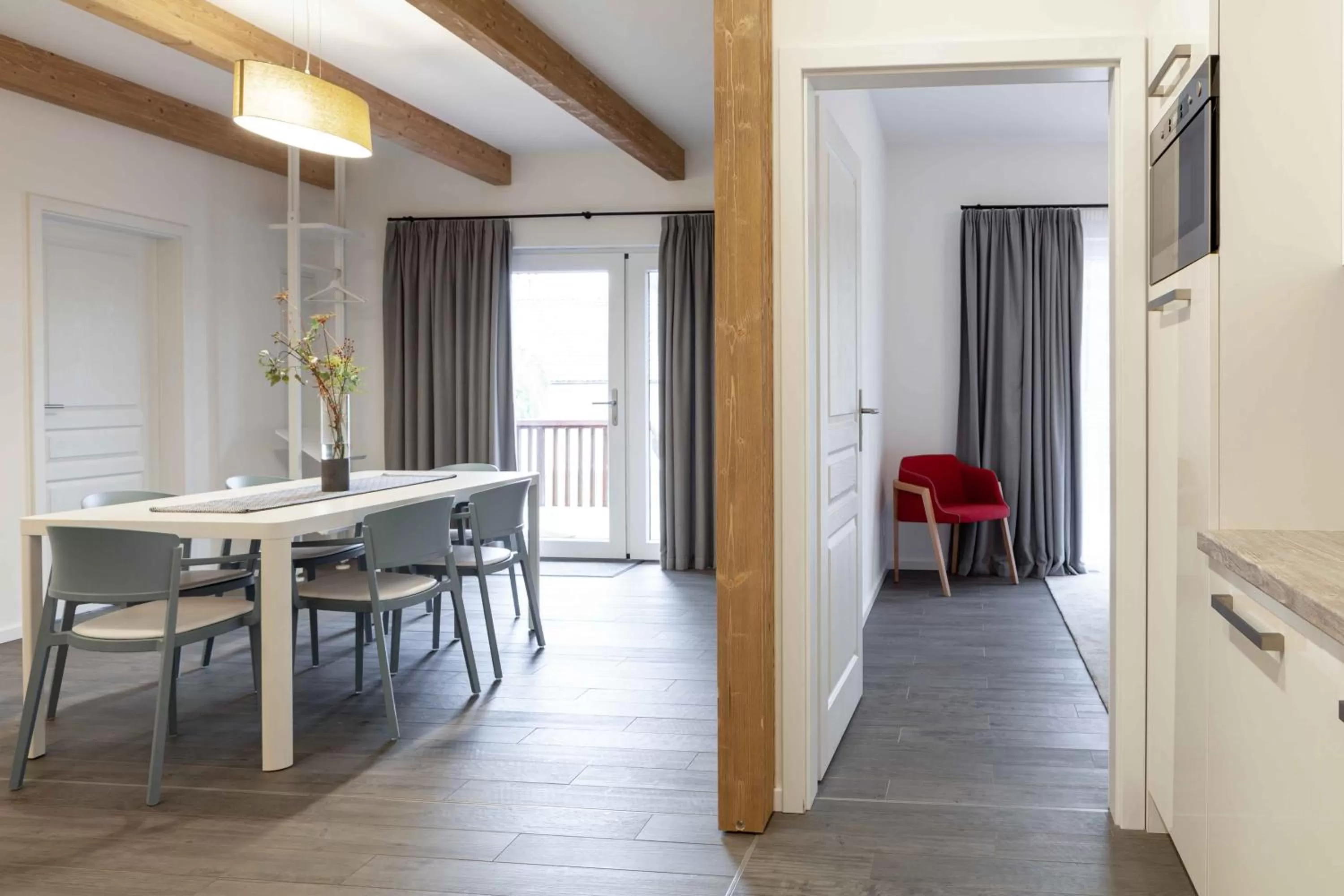 Equitana Hotel Resort