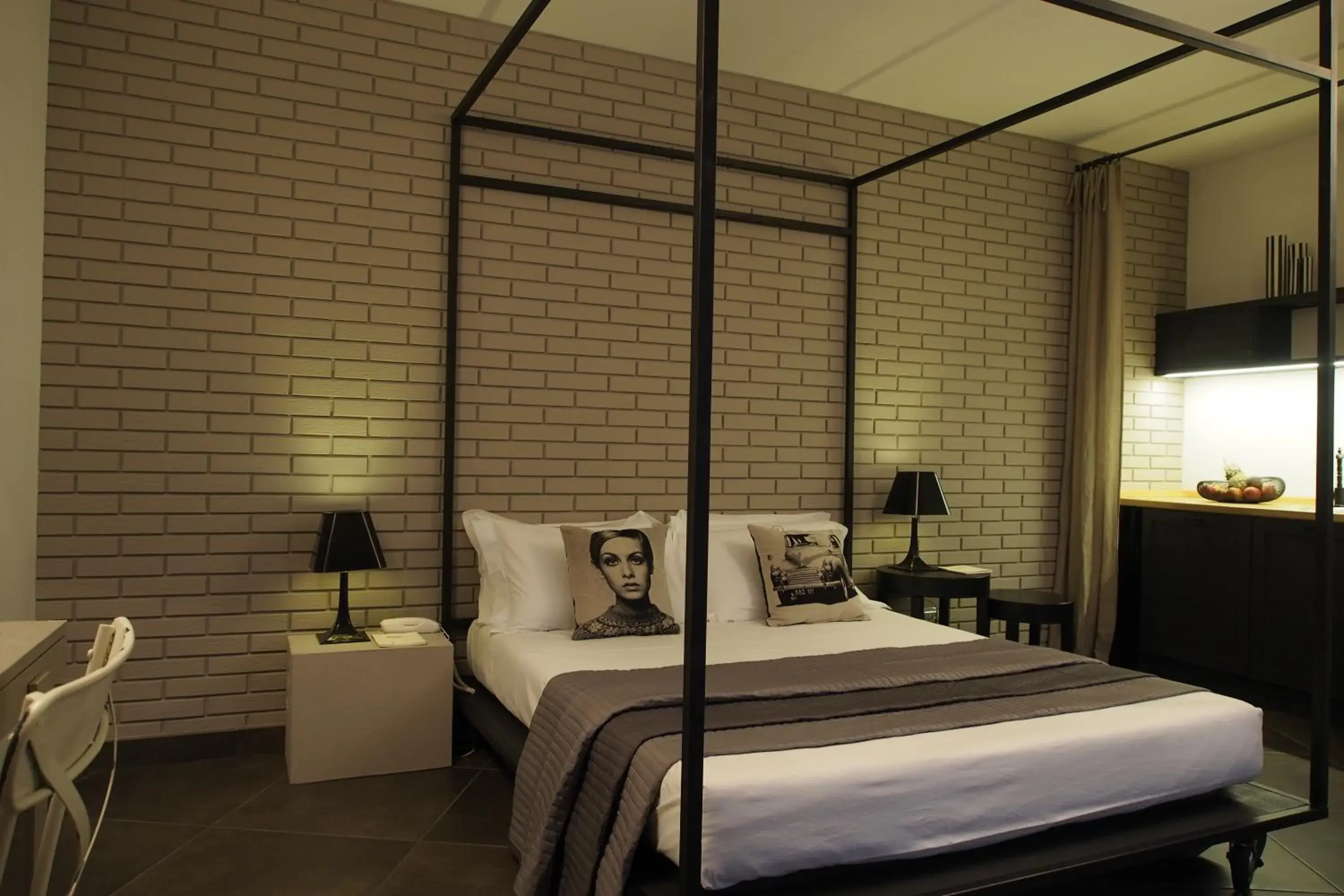 Bed in Terrazzani Suite