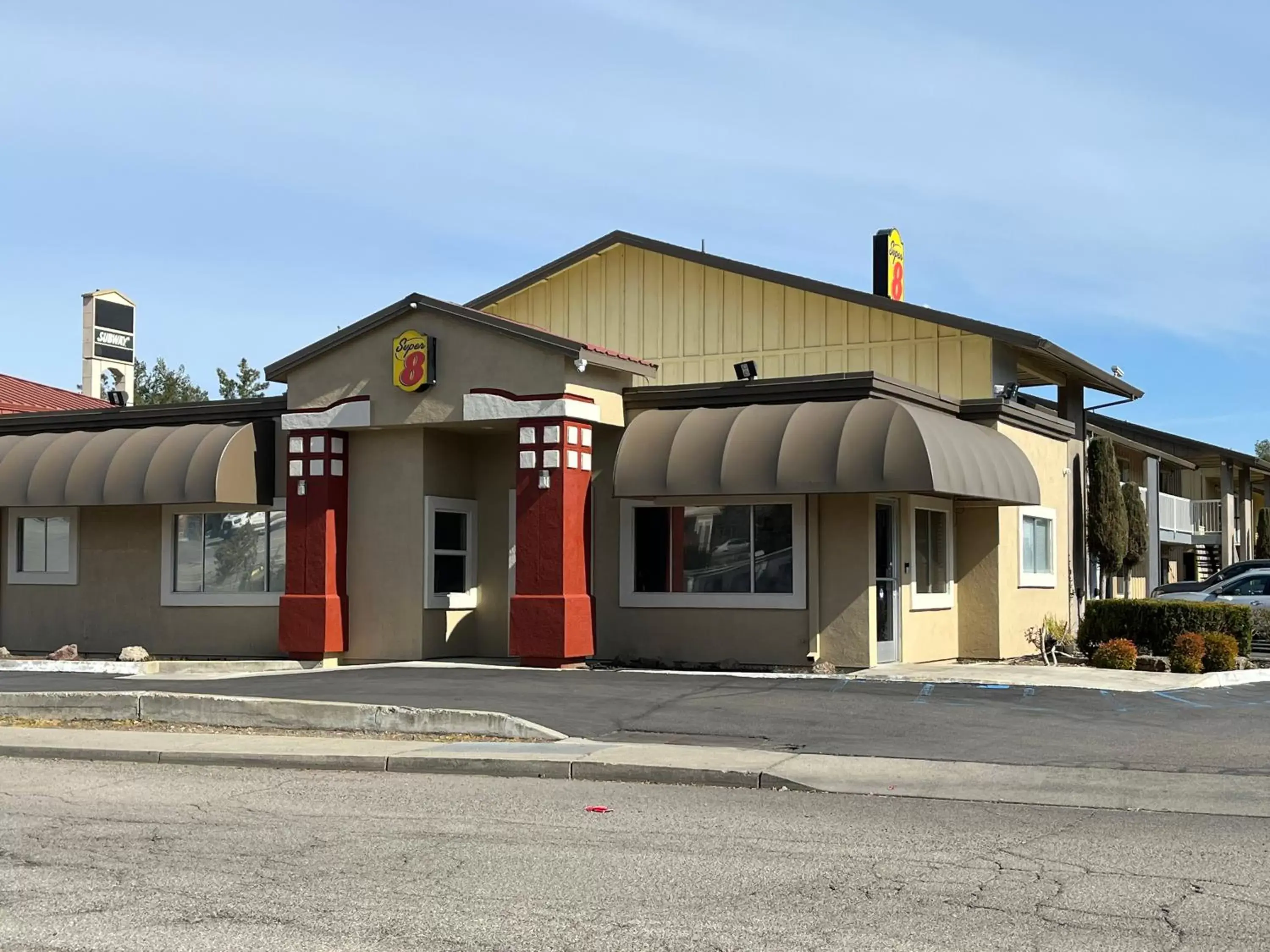 Property building in Super 8 by Wyndham Red Bluff Property building in Super 8 by Wyndham Red Bluff
