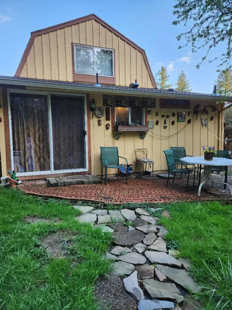 Property Building in Scott Creek Farm