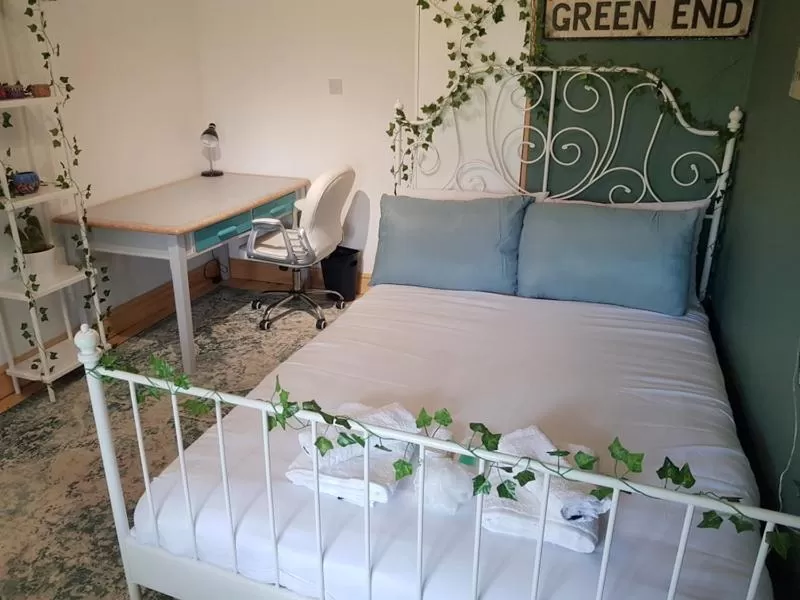 Bedroom, Bed in Middle Cottage Sandy Haven Beach