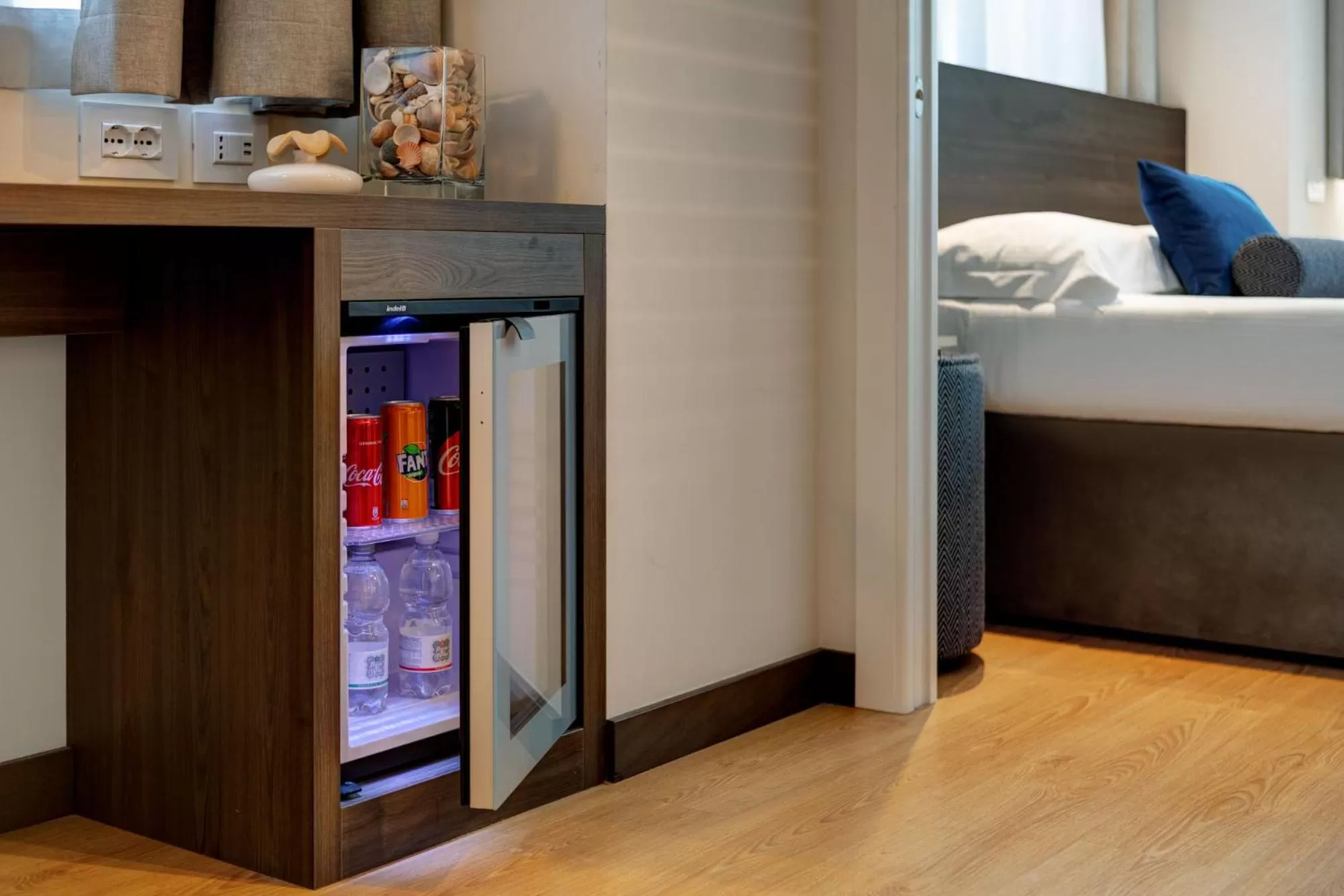 Bed in Fly Decó Hotel