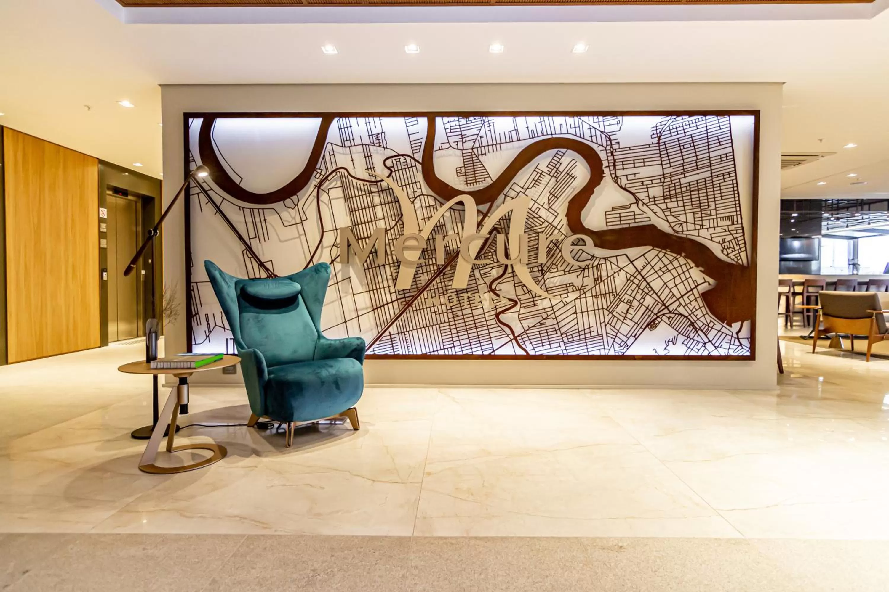 Lobby or reception in Mercure Itajai Navegantes
