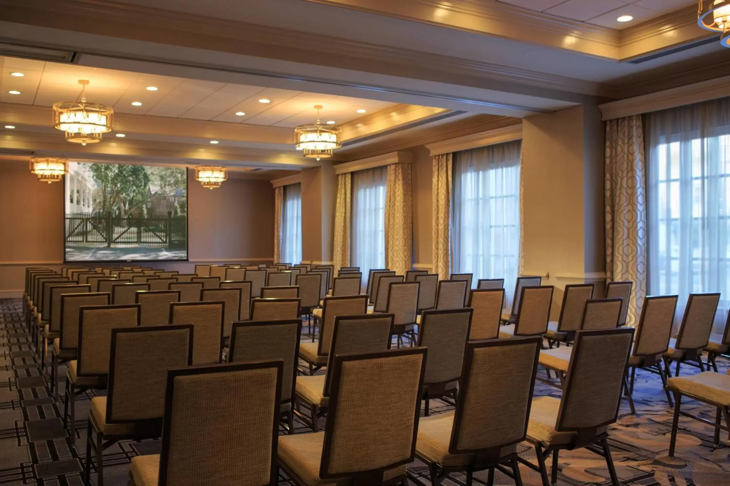 Meeting/conference room in The Lindy Renaissance Charleston Hotel