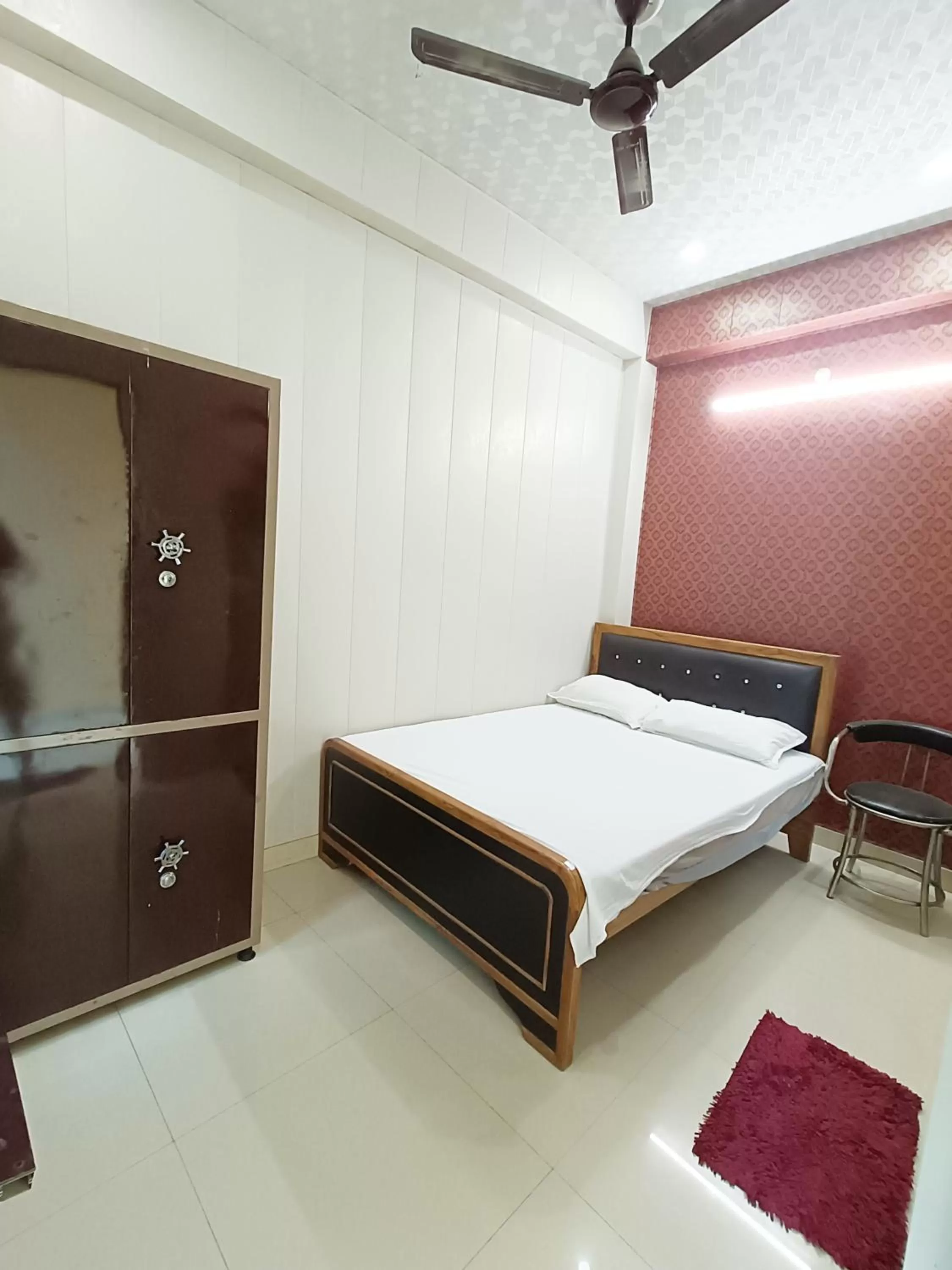 VIP, Bed in Hotel Saraswati Palace