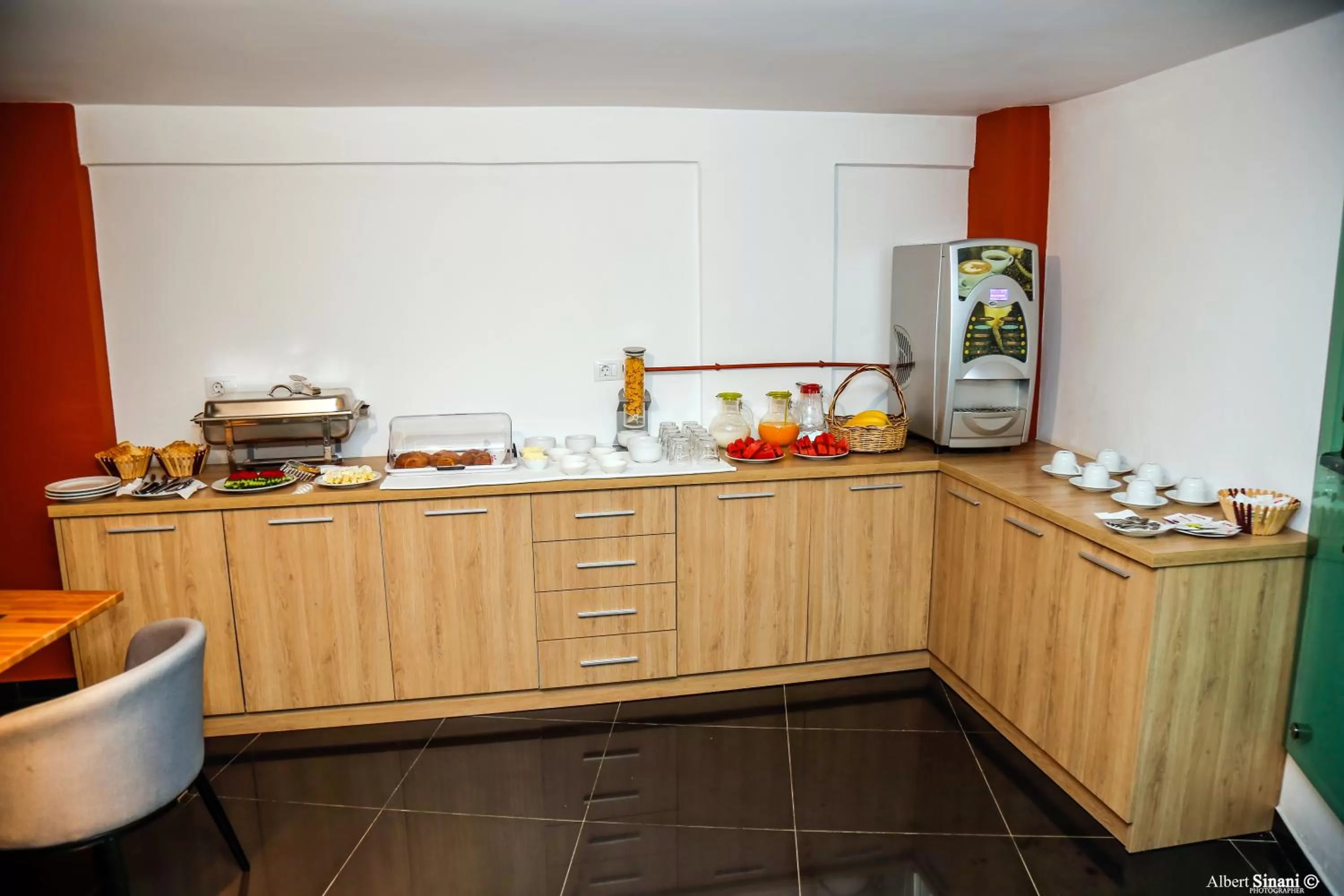 Coffee/tea facilities in Arc Hotel Tirana