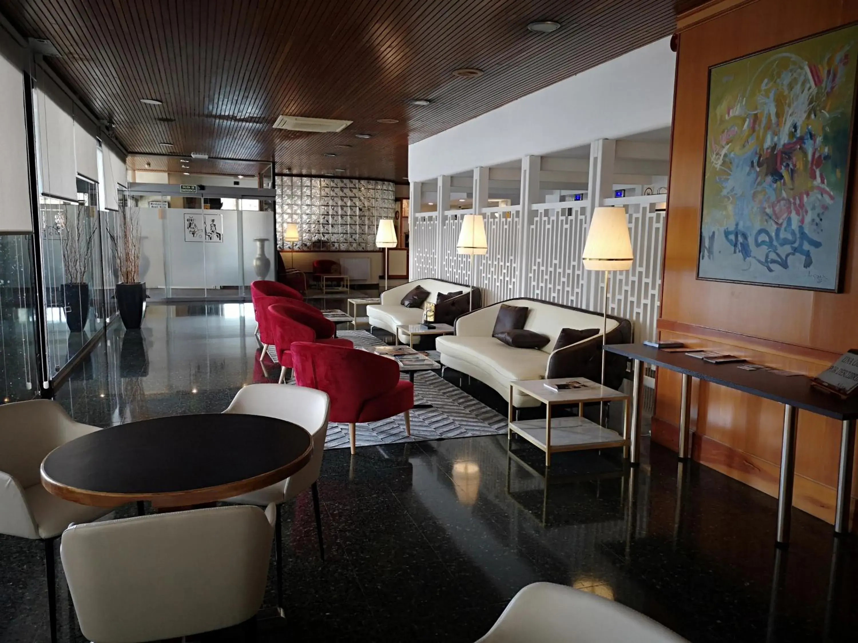 Lobby or reception in Hotel Reconquista Lobby or reception in Hotel Reconquista